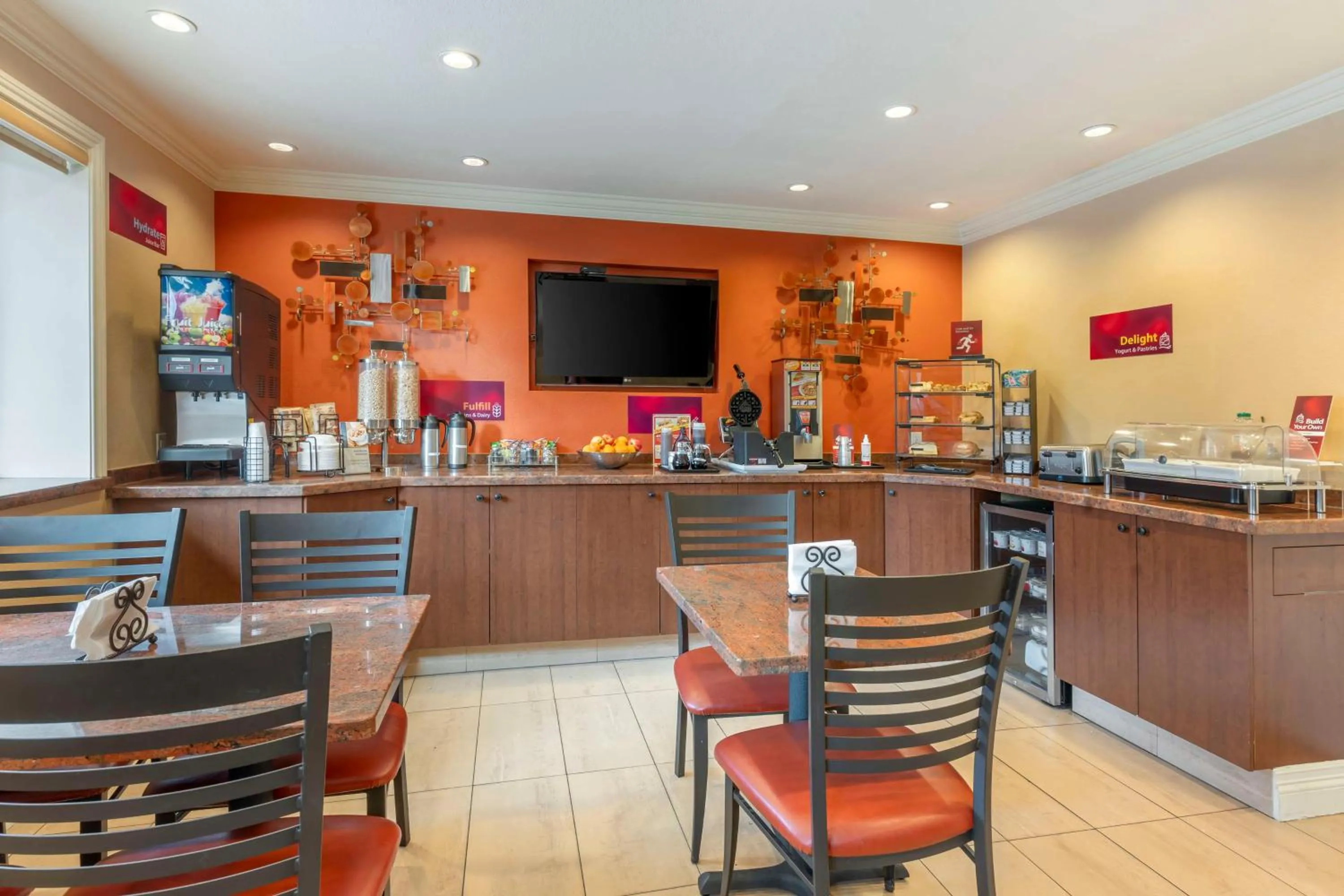 Breakfast in Best Western Plus Airport Plaza