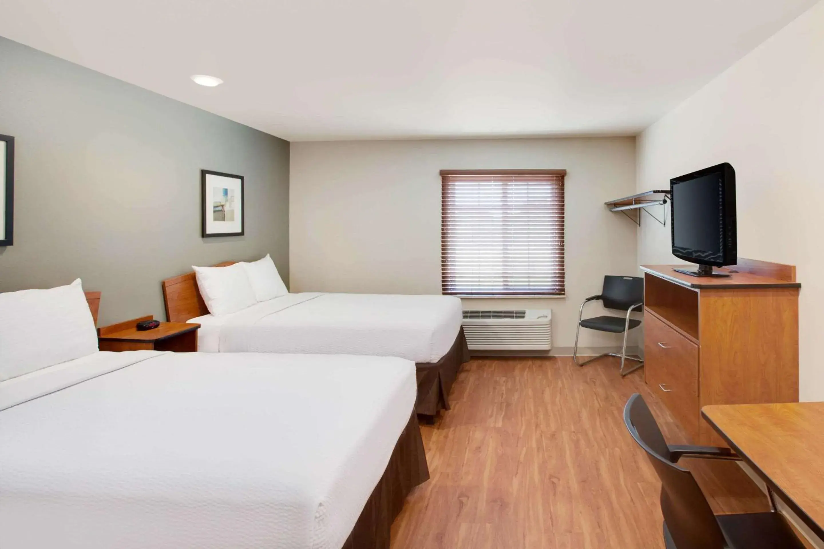 Double Room with Two Double Beds - Accessible/Non-Smoking in WoodSpring Suites Lake Charles Double Room with Two Double Beds - Accessible/Non-Smoking in WoodSpring Suites Lake Charles