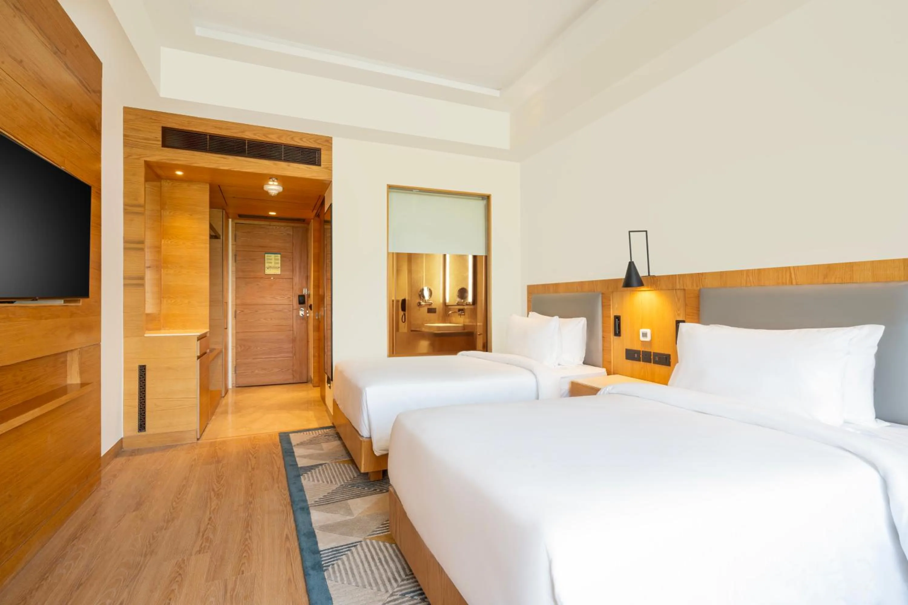 Bedroom, Bed in Radisson Hotel Vrindavan