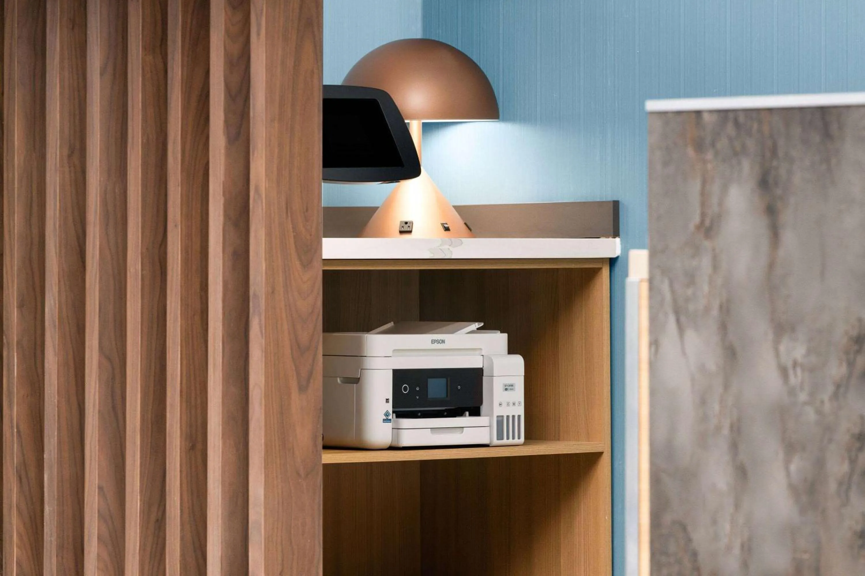 Business facilities in Wingate by Wyndham Kingman