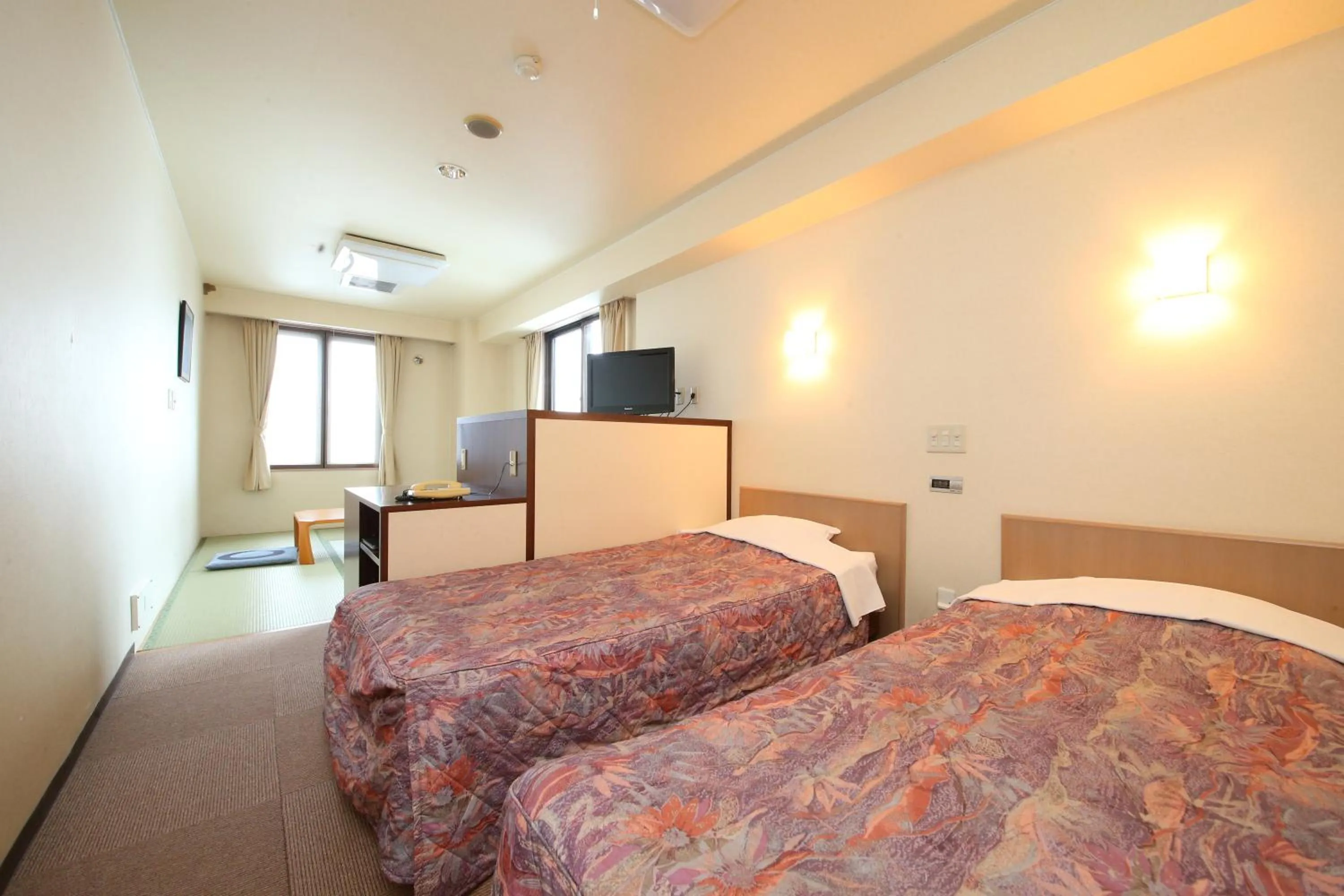 Photo of the whole room, Bed in Hotel Tagawa