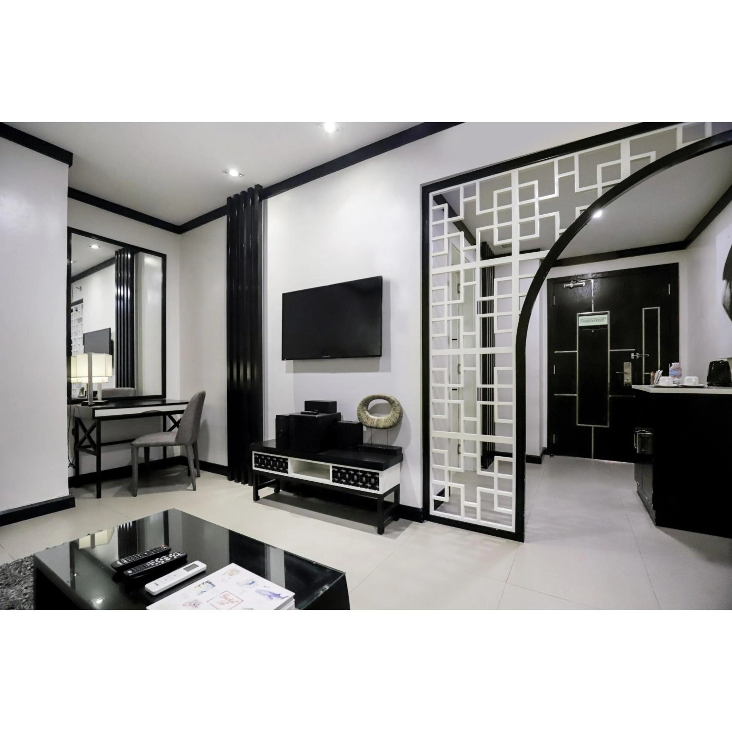 Living room in Summit Hotel Magnolia