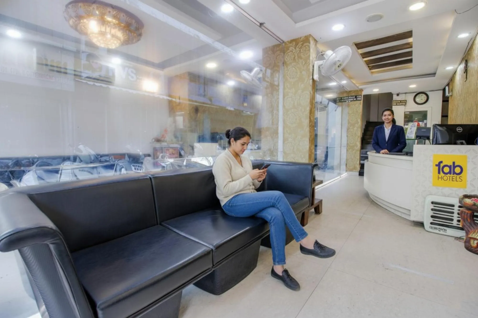 Lobby or reception in FabHotel Smriti Star