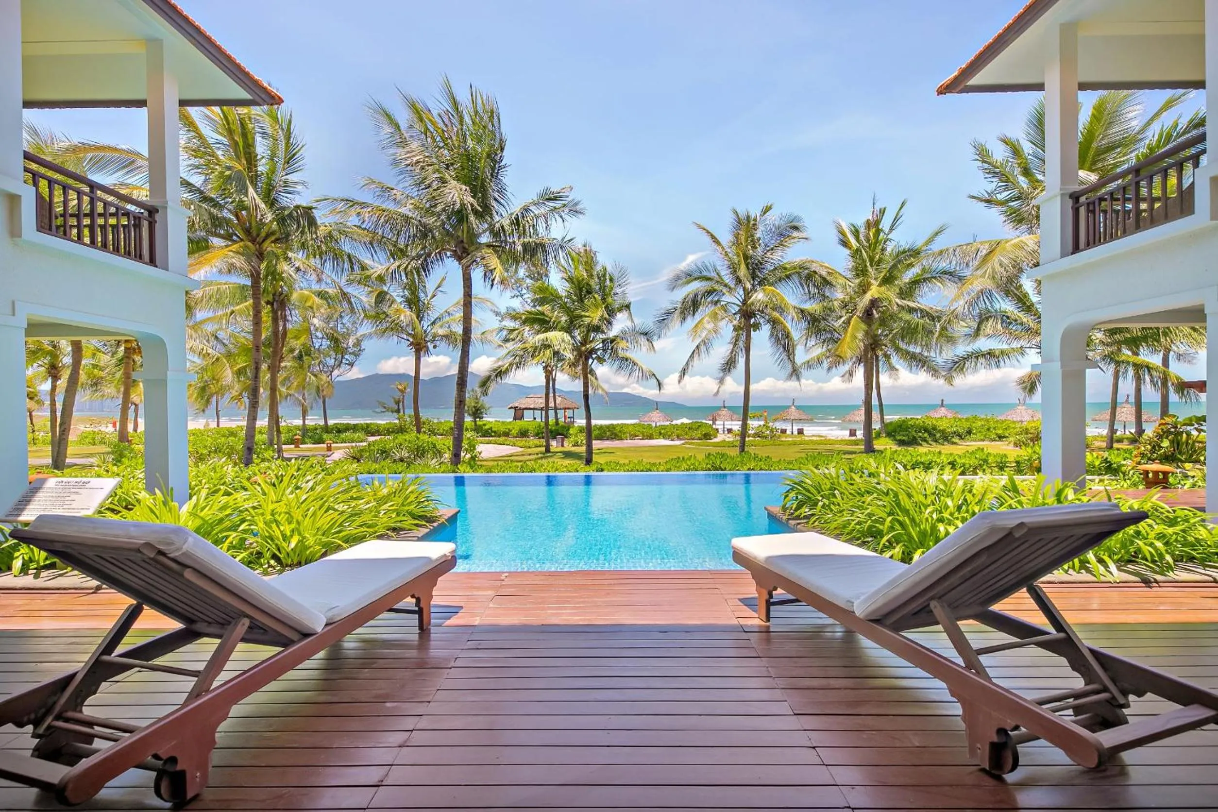 Patio in Resort Villas Da Nang By Abogo