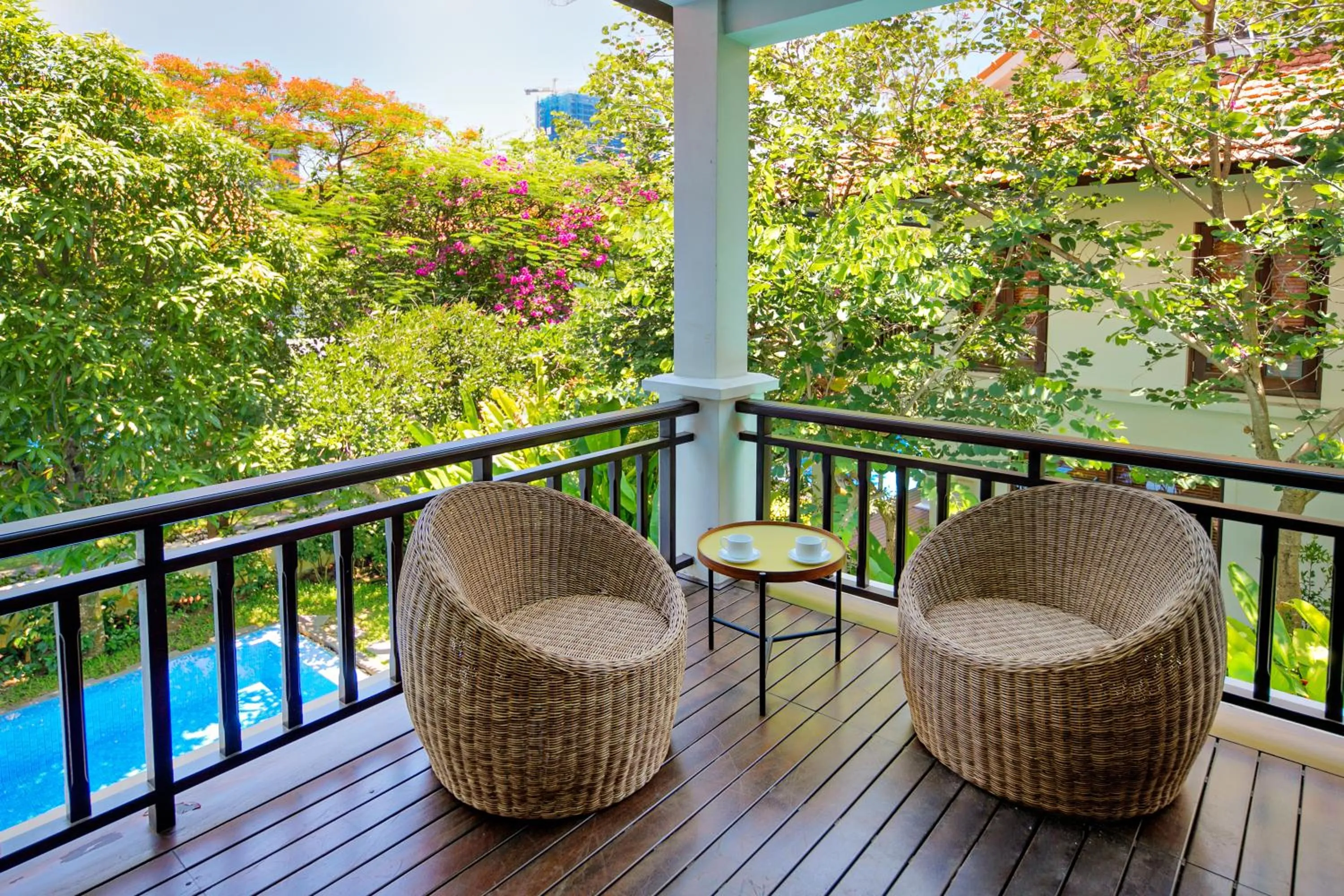 Patio in Resort Villas Da Nang By Abogo