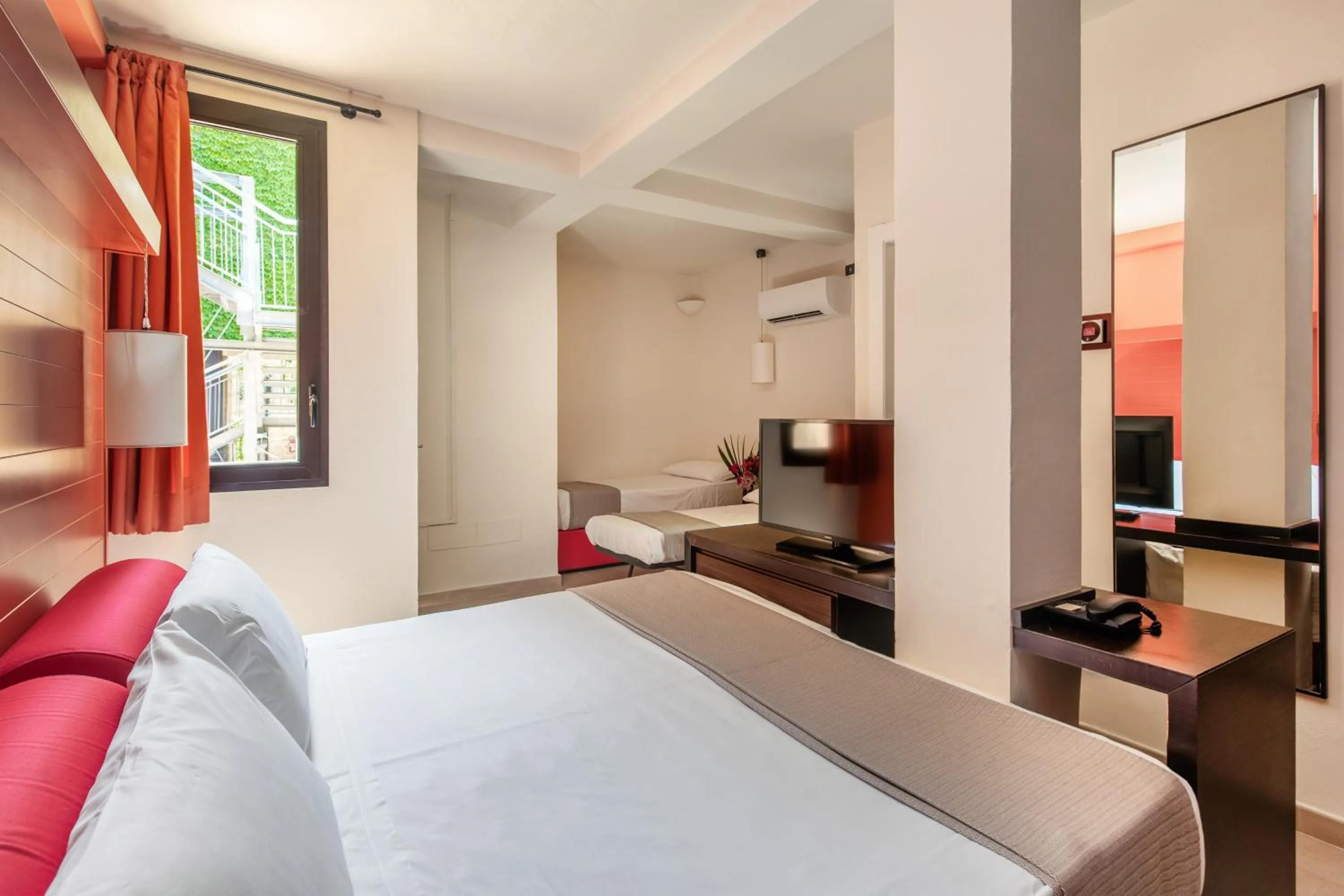 Bedroom, Bed in VOI Floriana Resort