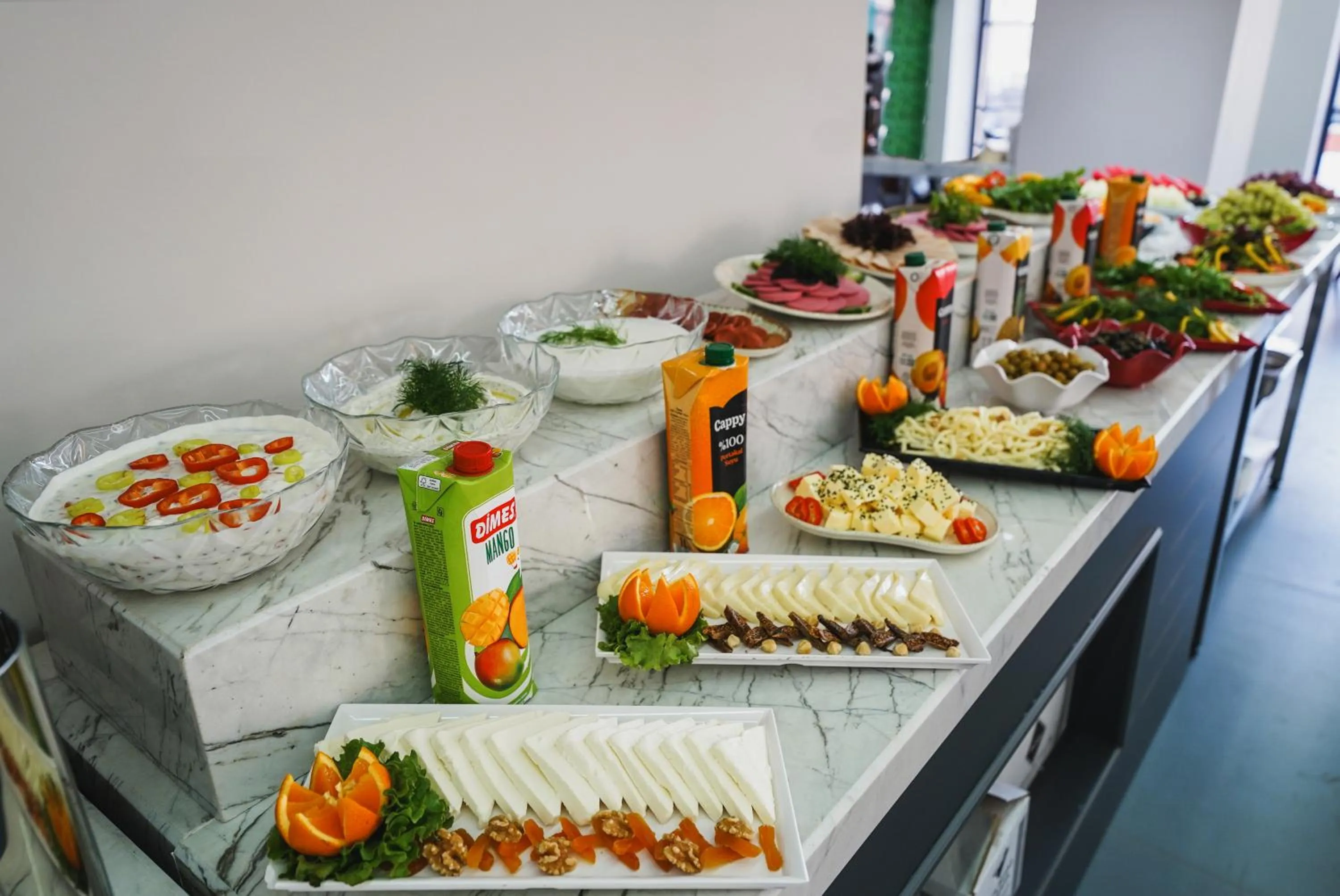 Buffet breakfast in Grand Özer Hotel