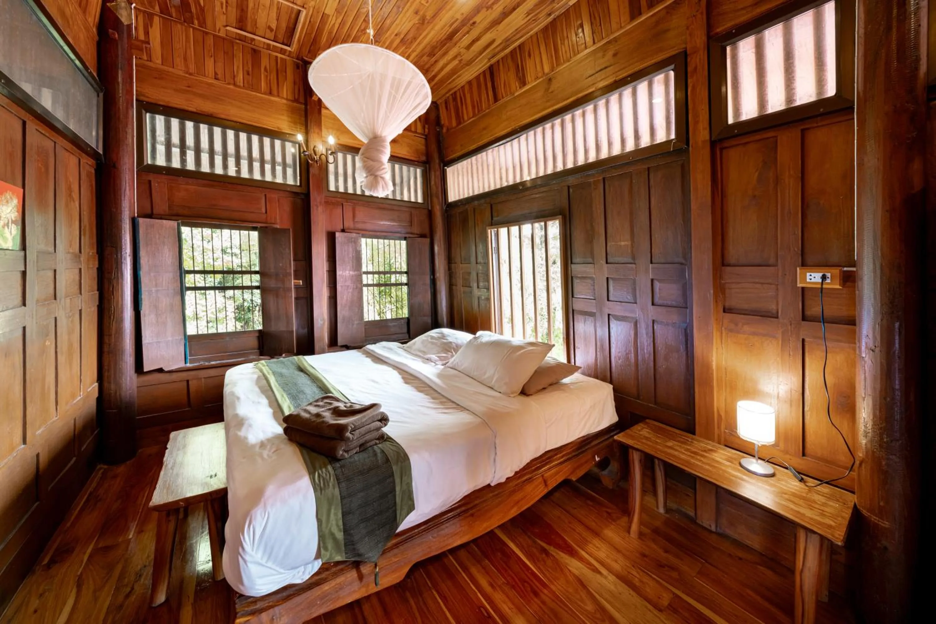 Bed in Athithara Homestay