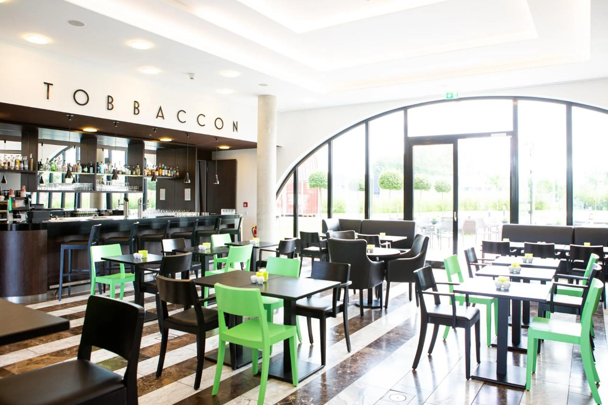 Lounge or bar in Tobbaccon Hotel