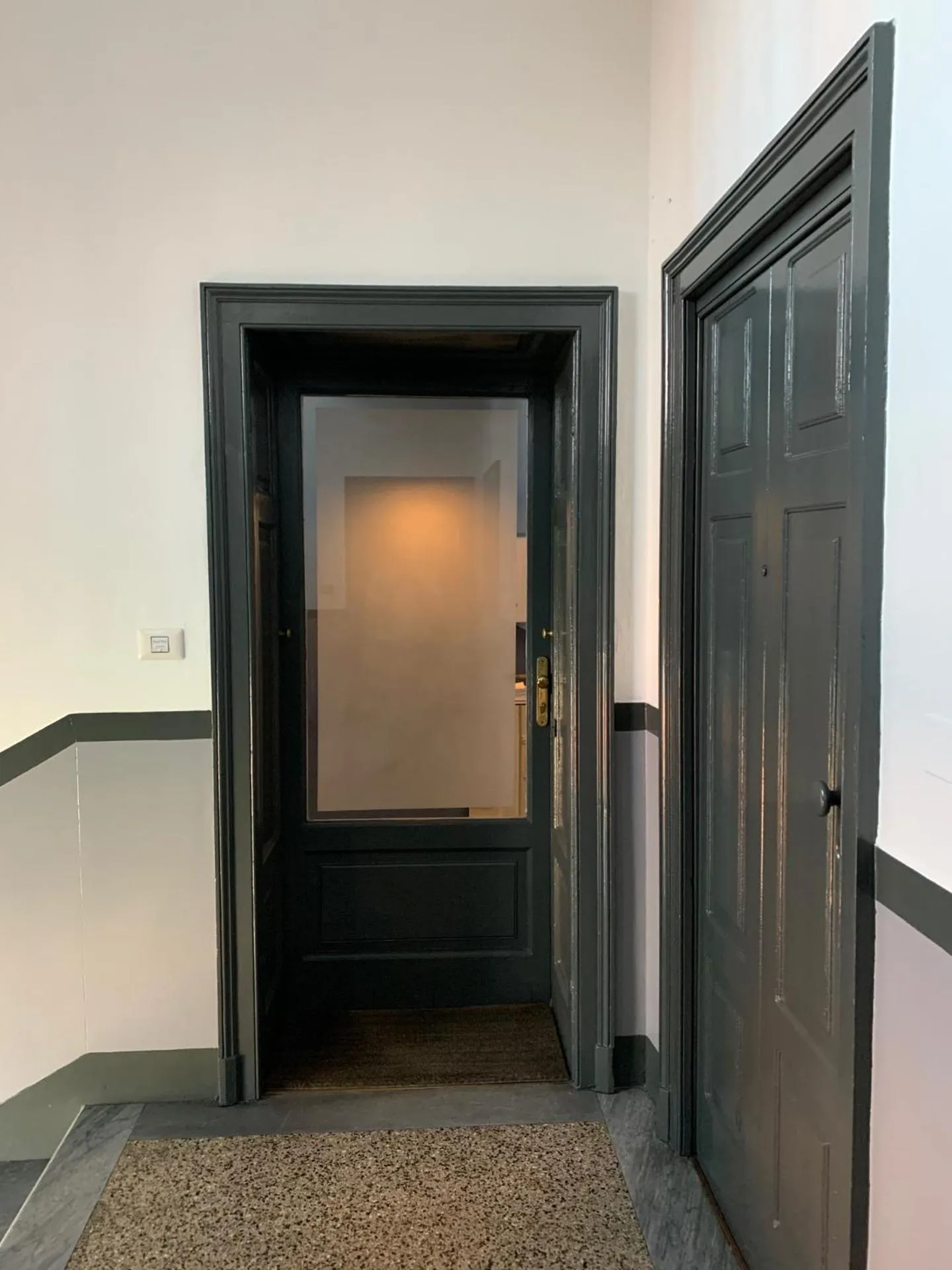 Facade/entrance in Pattini Guest House