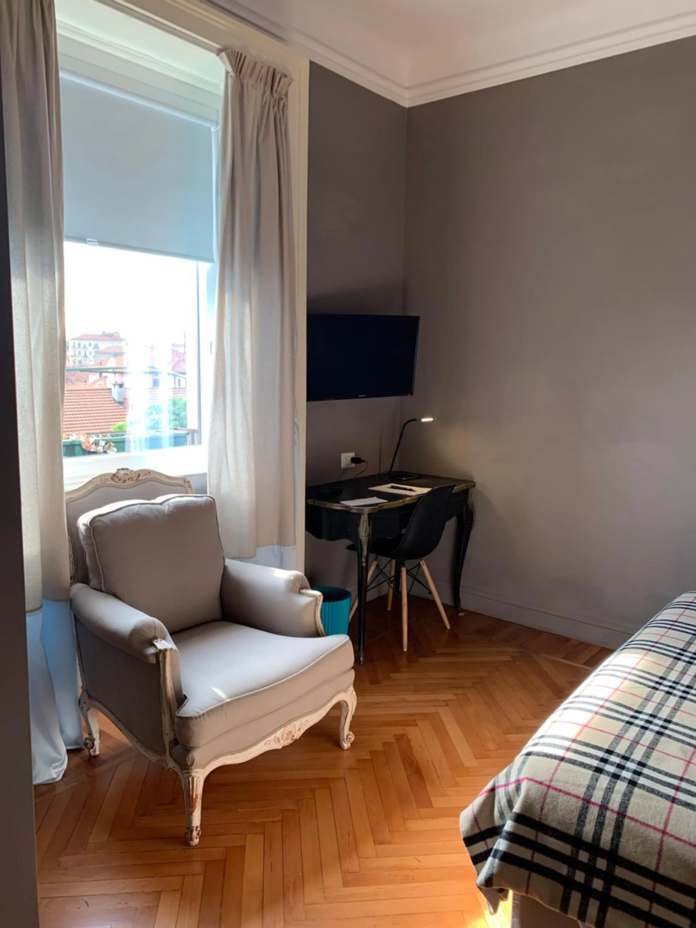 Bedroom, Bed in Pattini Guest House