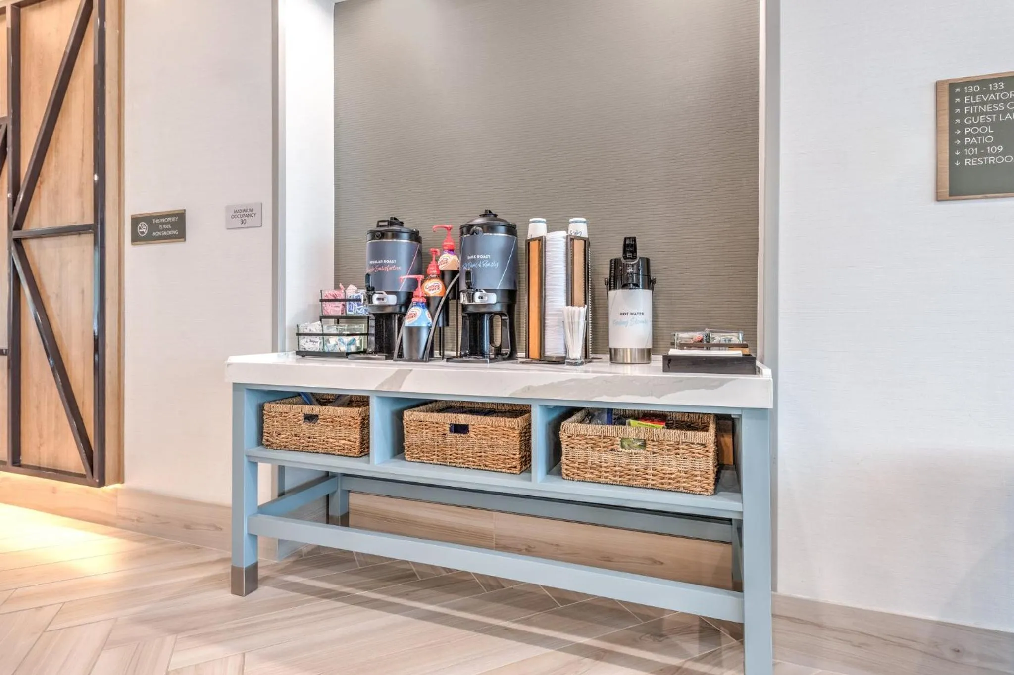 Restaurant/places to eat in Staybridge Suites Port Arthur - by IHG