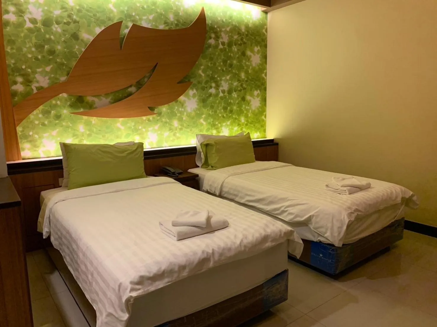 Bed in Le Ram Hotel No windows