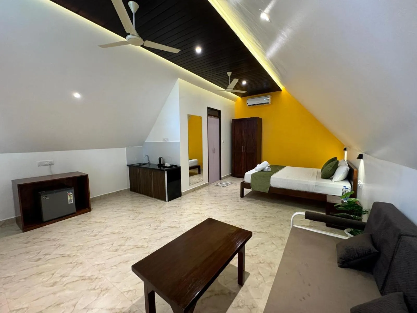 Bedroom in Peace Garden Beach Resort