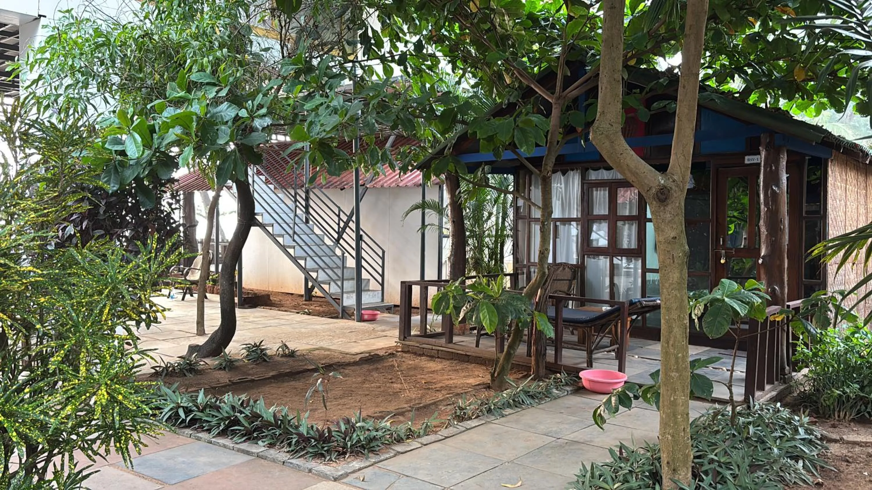 Property building in Peace Garden Beach Resort