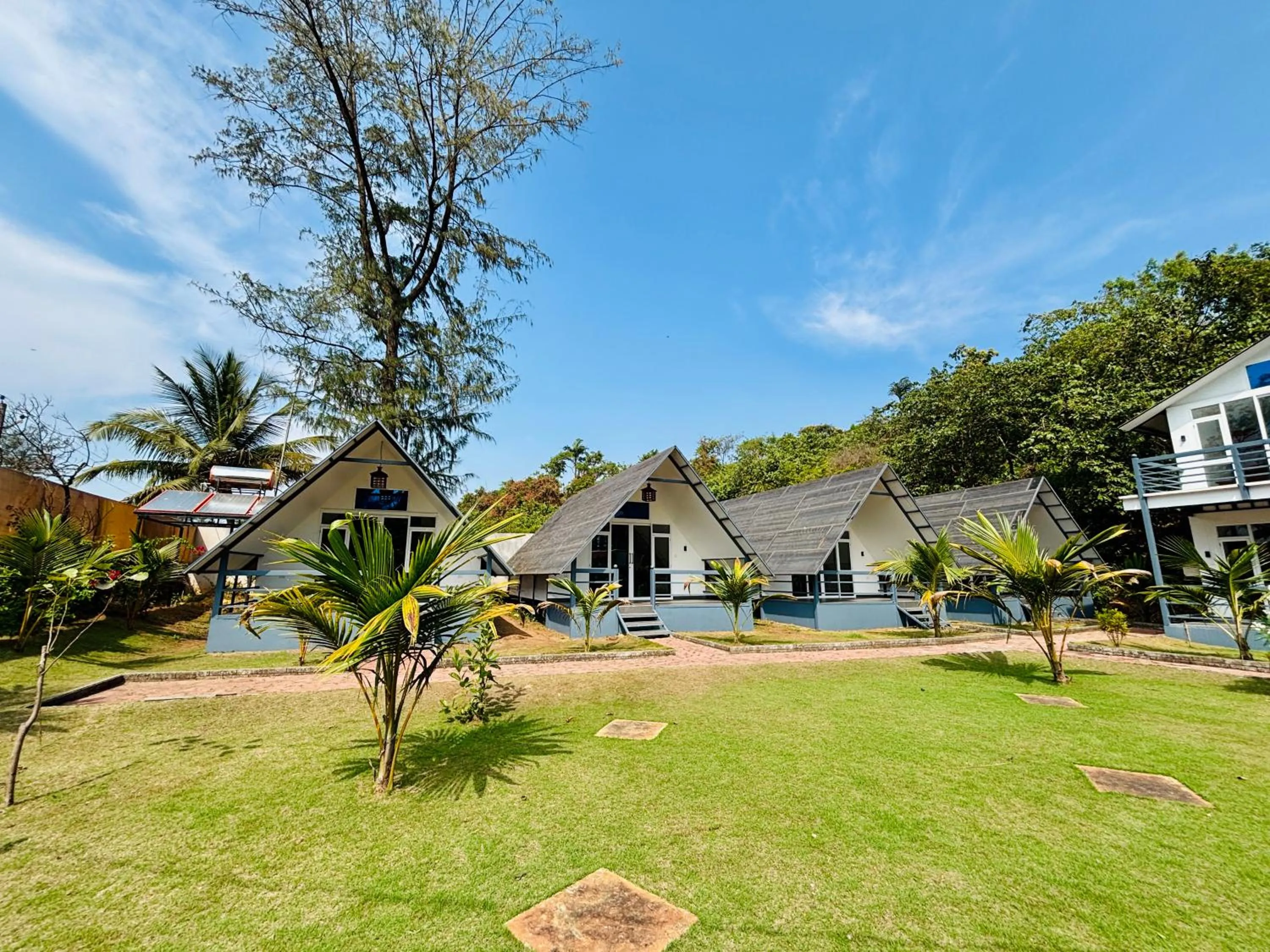 Garden in Peace Garden Beach Resort