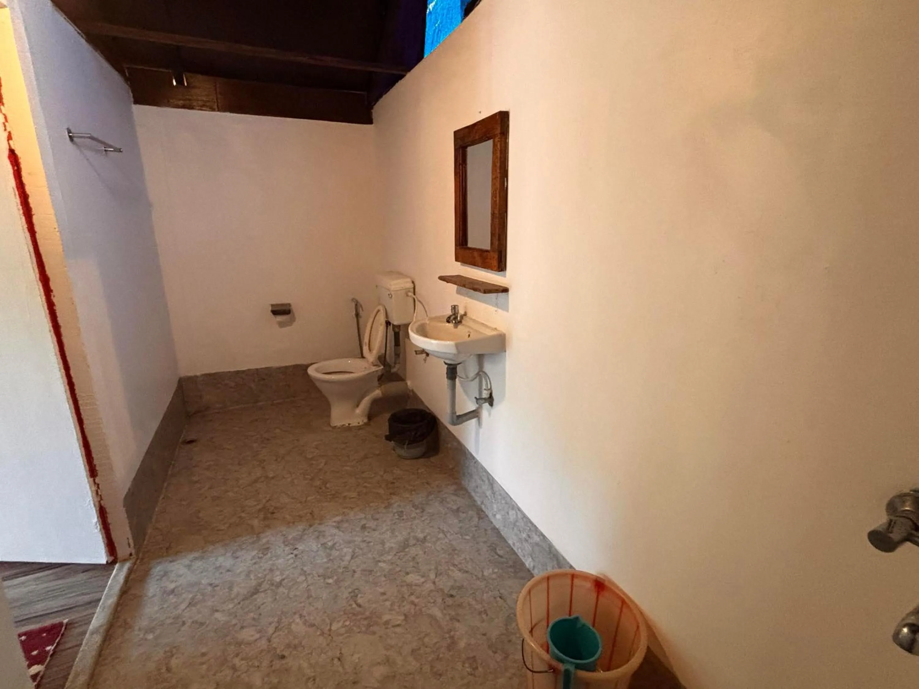 Bathroom in Peace Garden Beach Resort