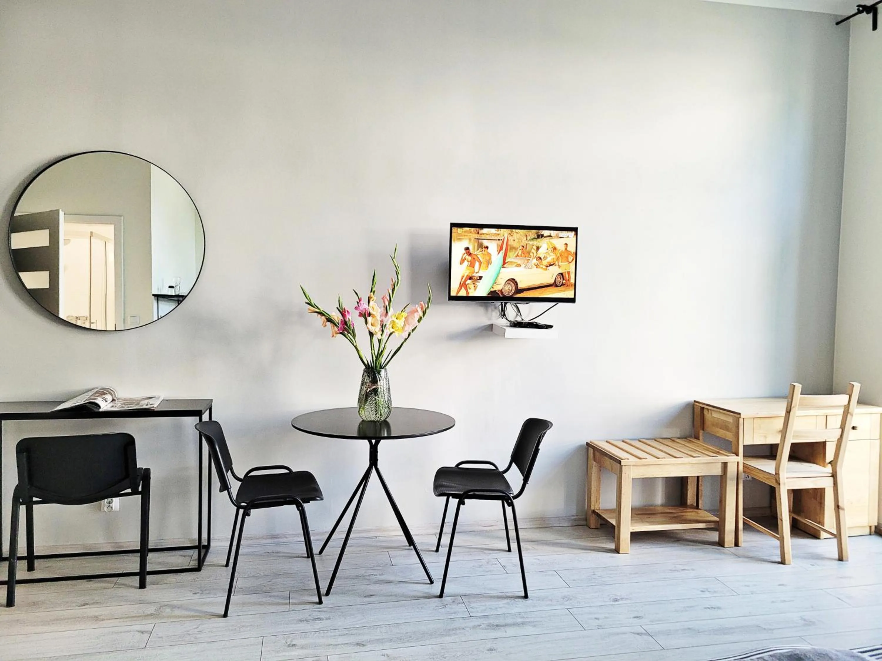 TV and multimedia in DReAM Main Station