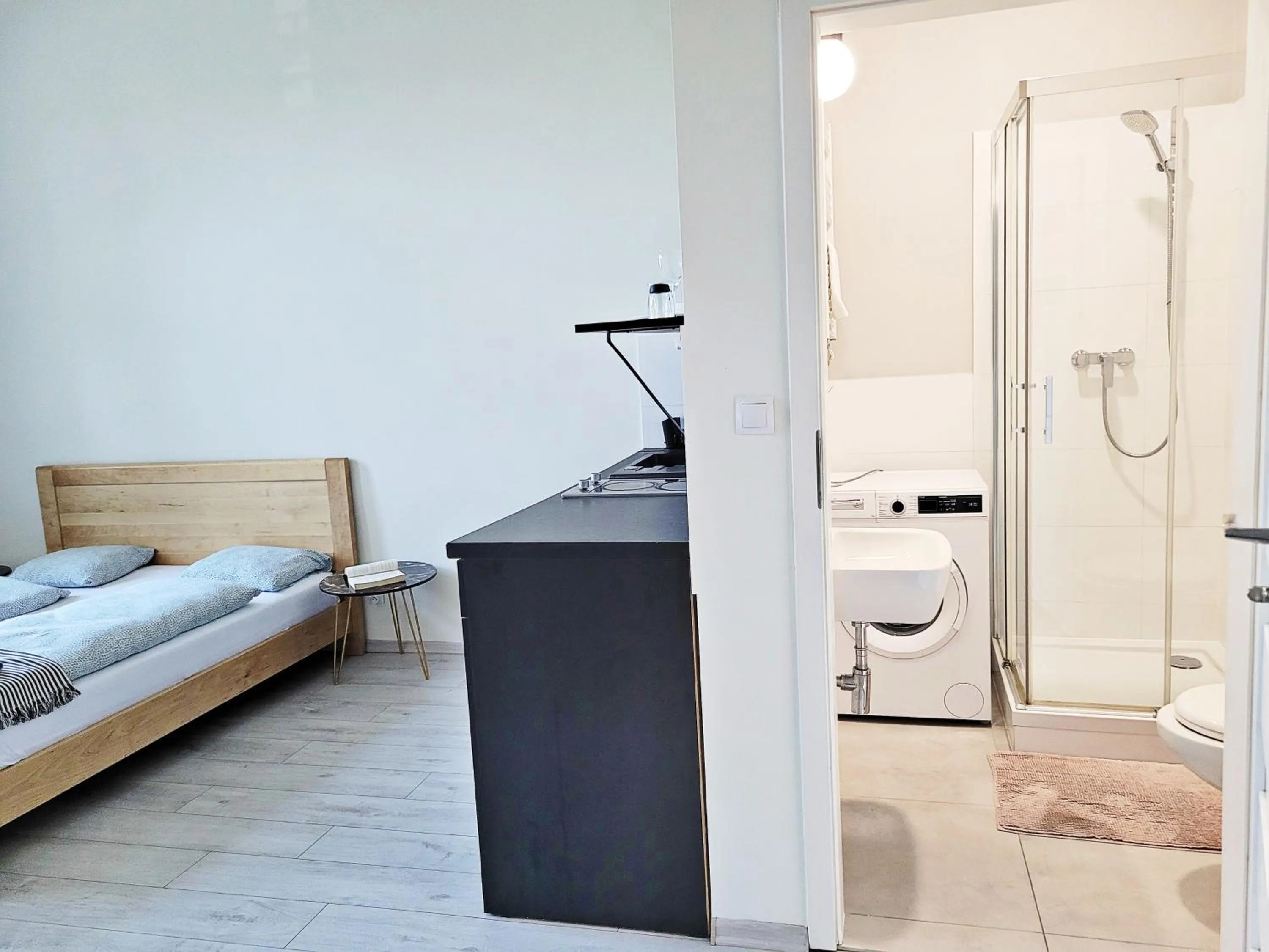 Shower, Bed in DReAM Main Station