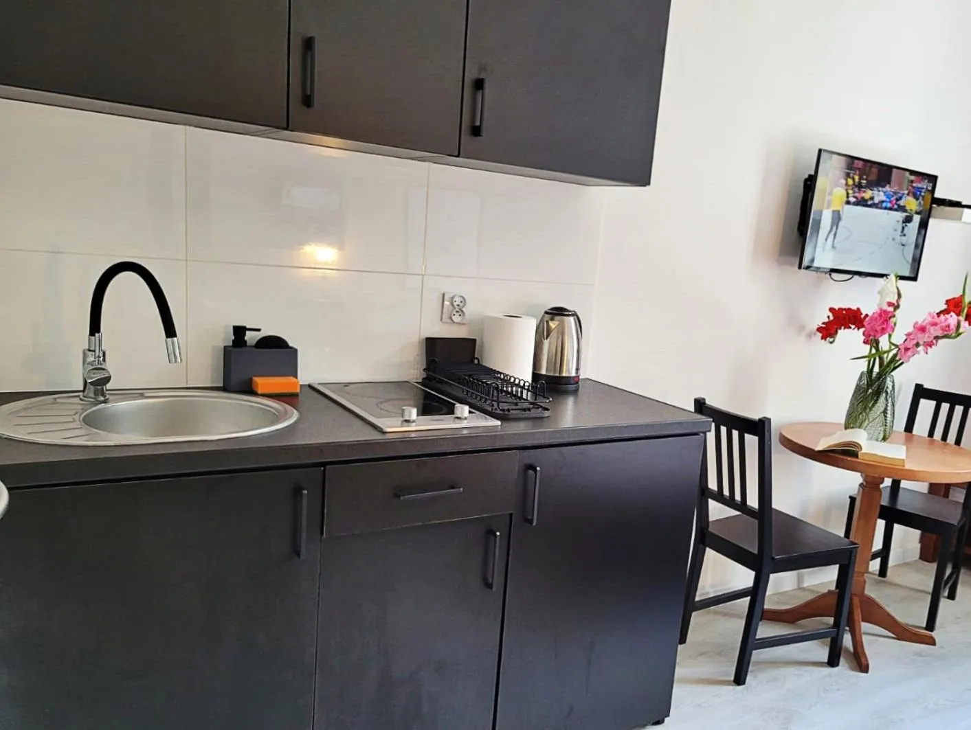 Kitchen or kitchenette in DReAM Main Station