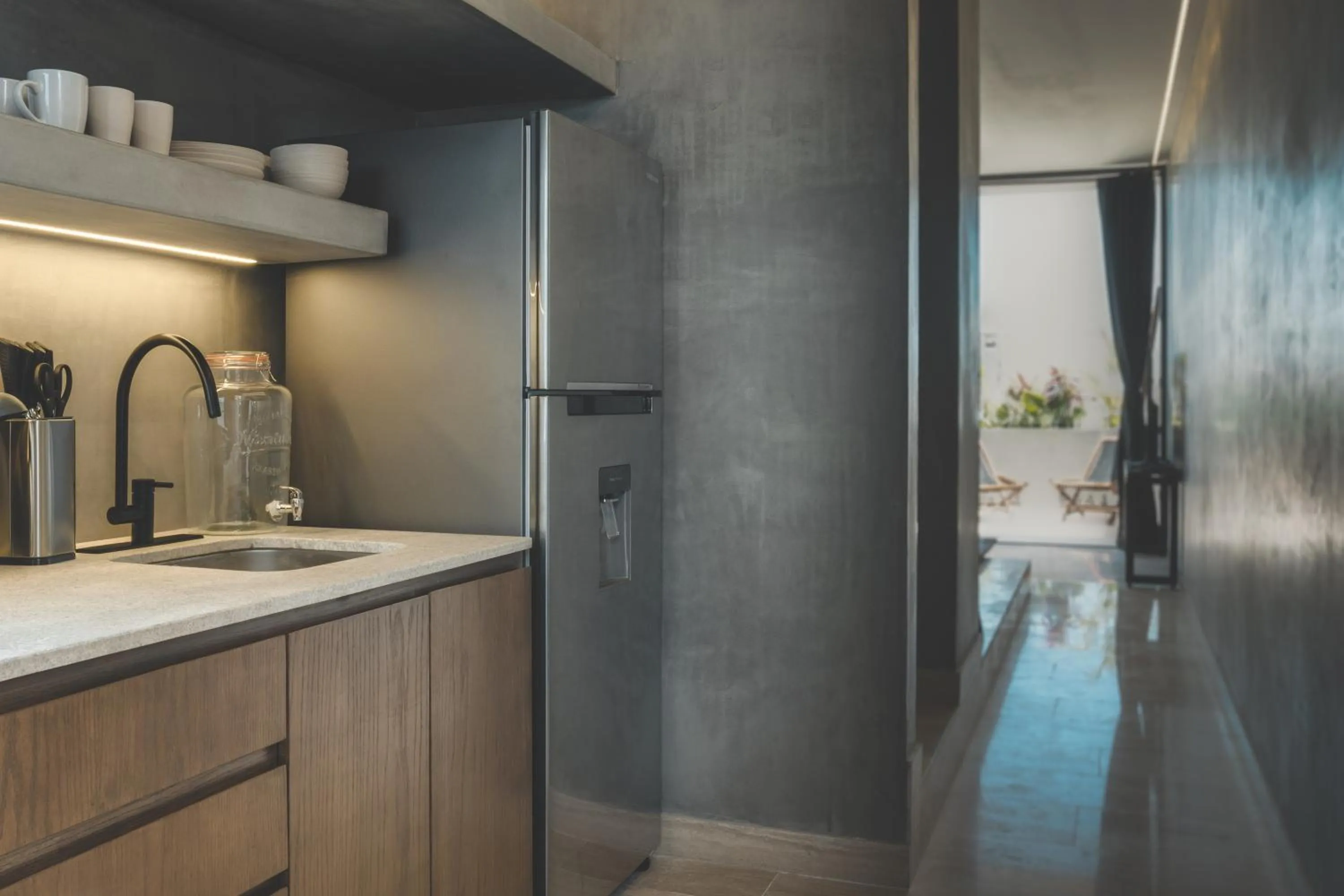 Kitchen or kitchenette in Urbano by Sundara