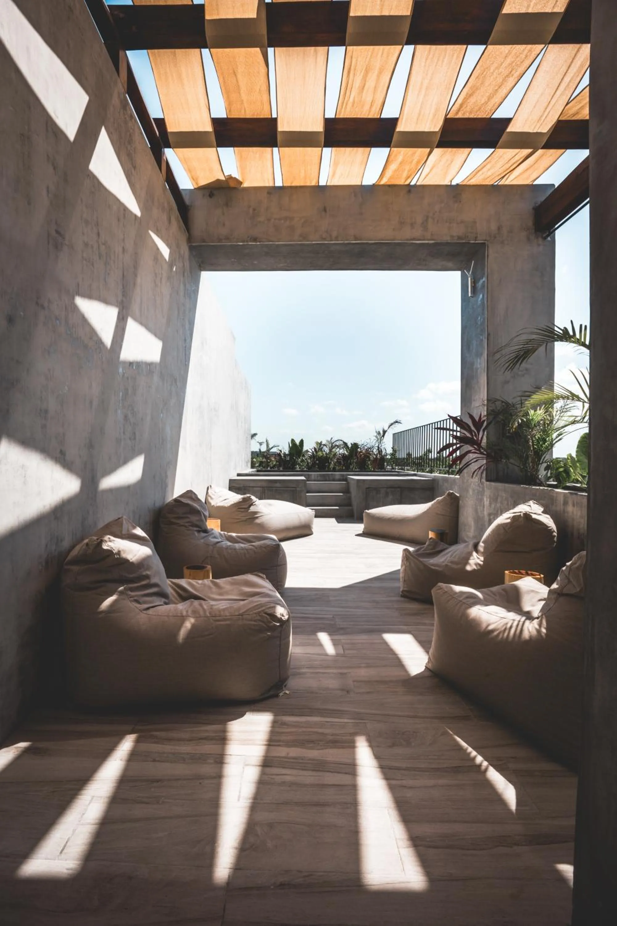 Patio in Urbano by Sundara