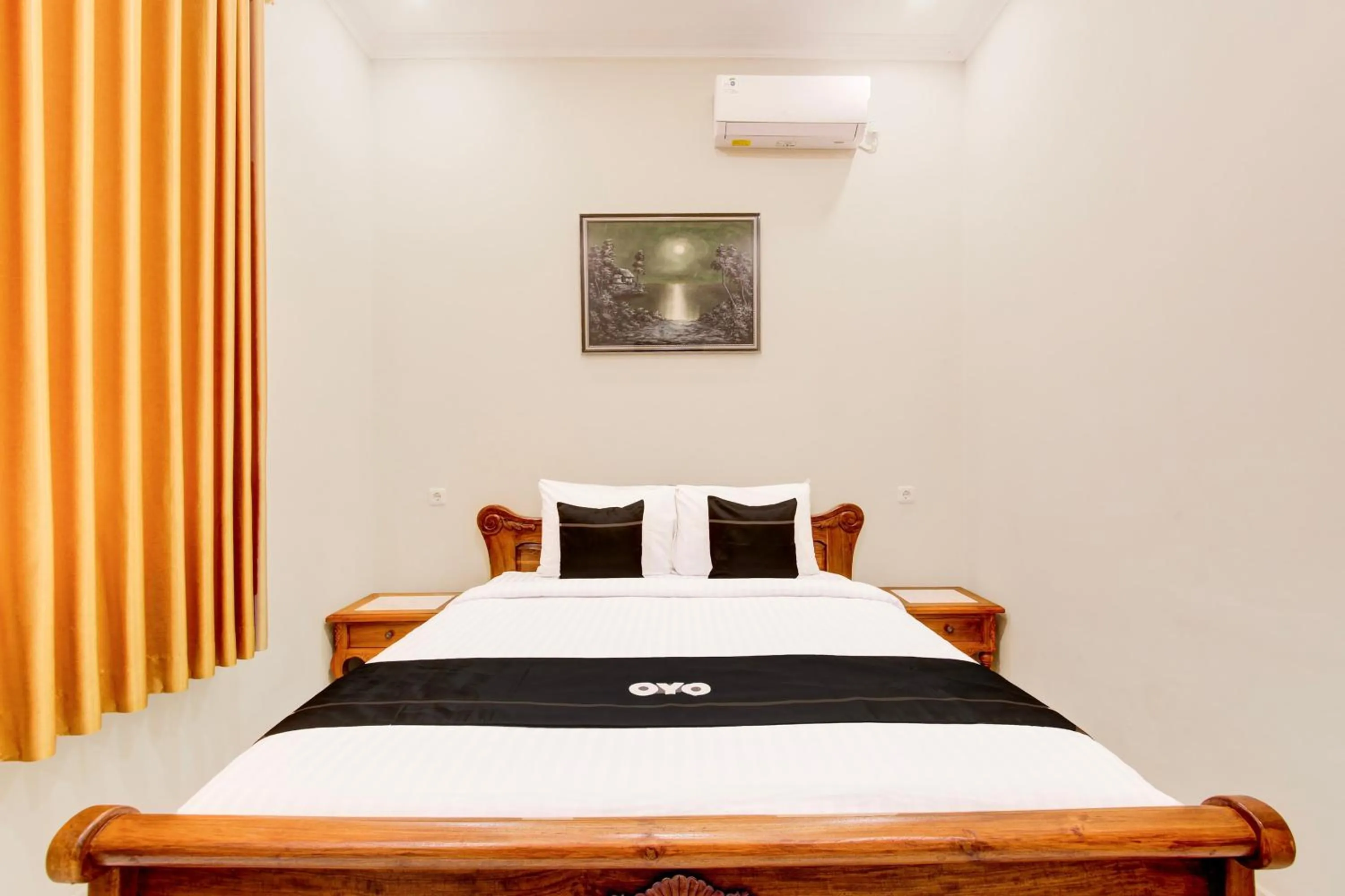 Bedroom, Bed in Collection O 94154 Puri Gusti Ayu