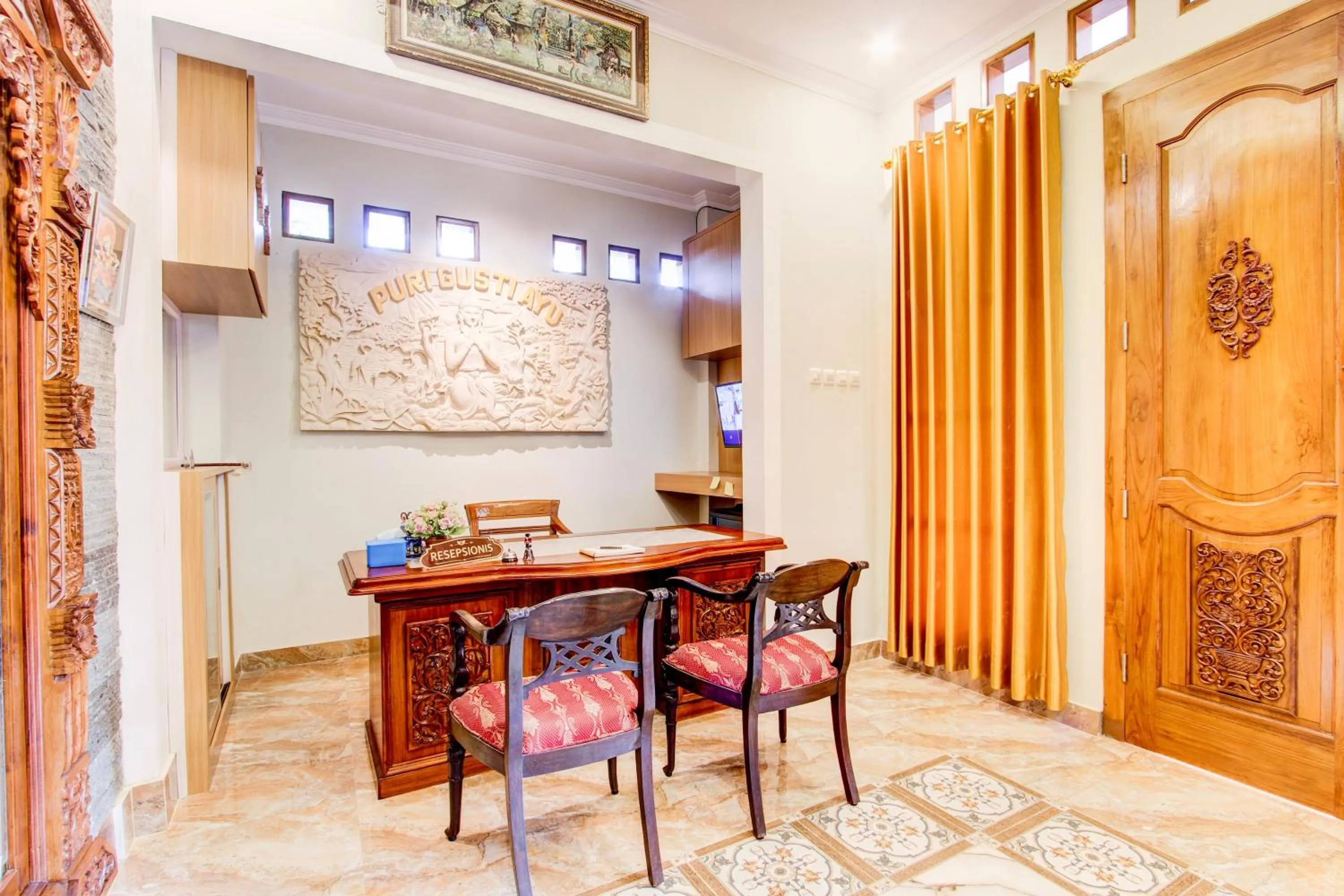 Lobby or reception in Collection O 94154 Puri Gusti Ayu