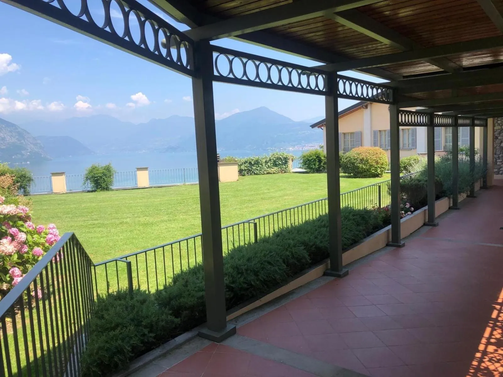 Garden in Romantik Hotel Relais Mirabella Iseo