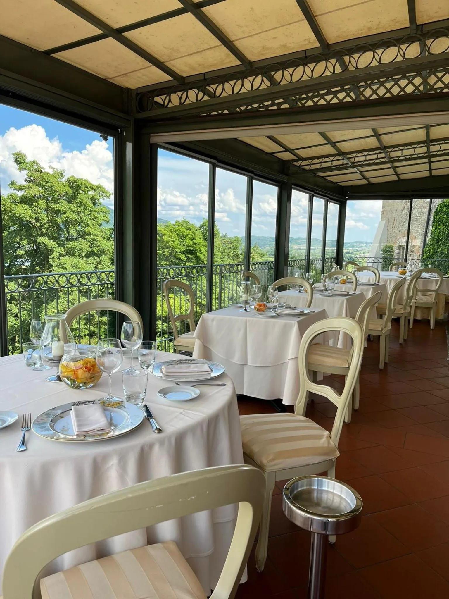 Restaurant/places to eat in Romantik Hotel Relais Mirabella Iseo
