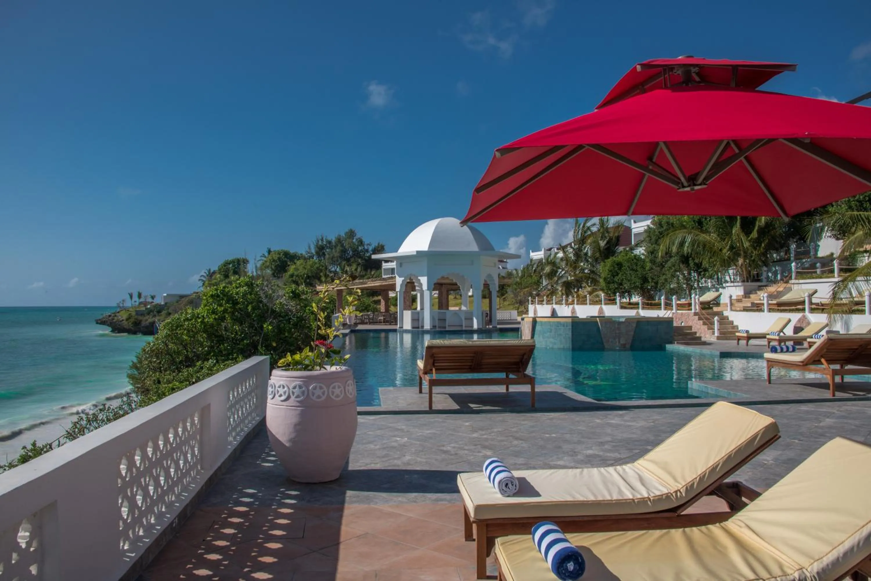 Pool view in Shukran Palace