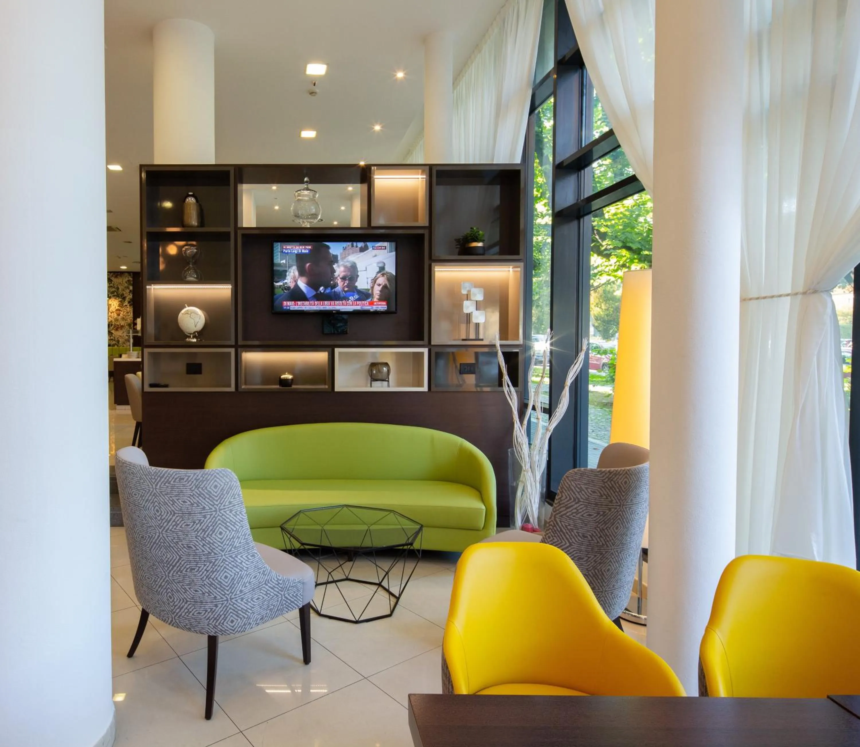 Lobby or reception in Holiday Inn Turin Corso Francia by IHG