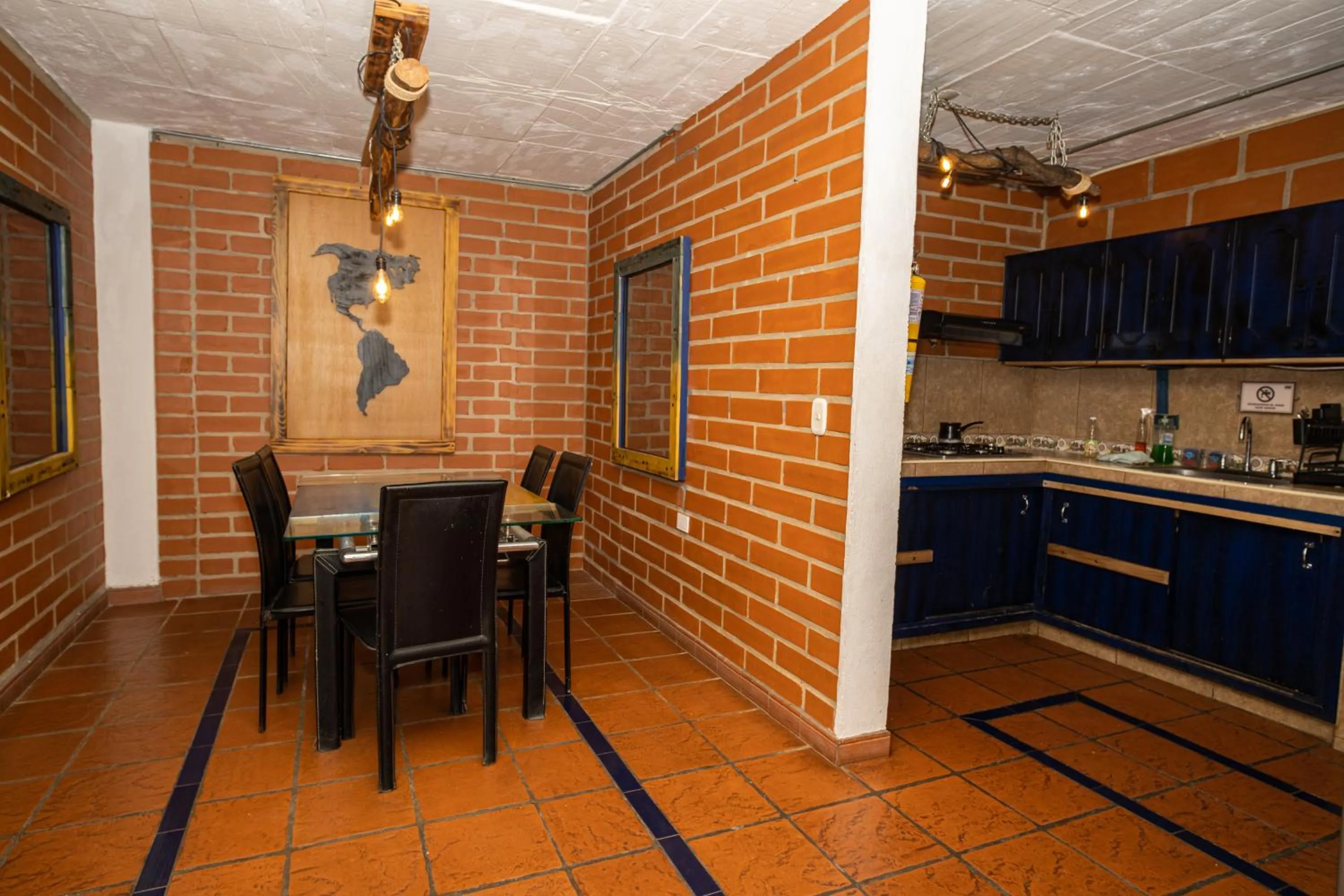 Kitchen or kitchenette in Hotel Spa Bliss Guatape