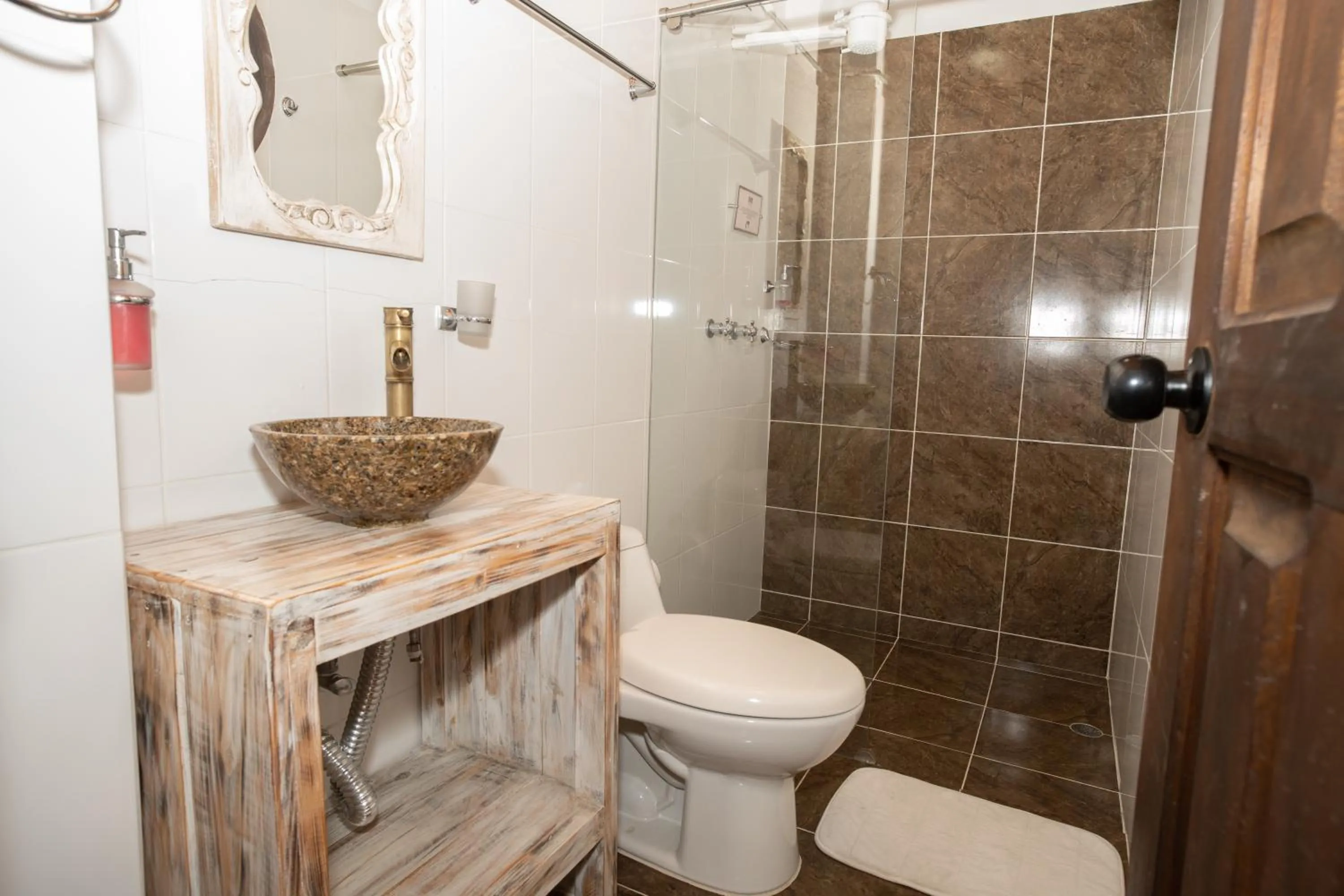 Shower in Hotel Spa Bliss Guatape