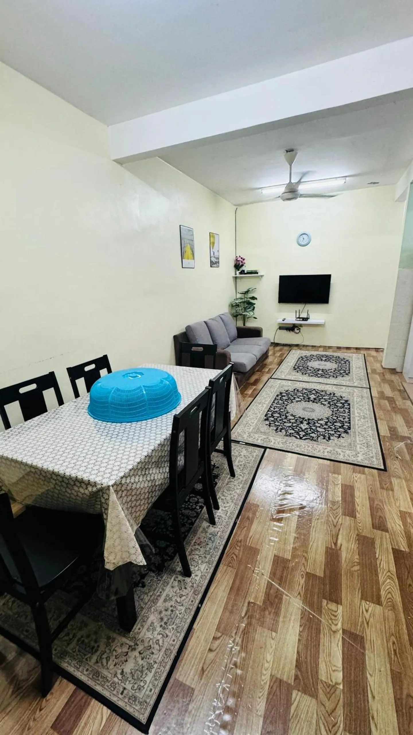 Living room in Idris Homestay