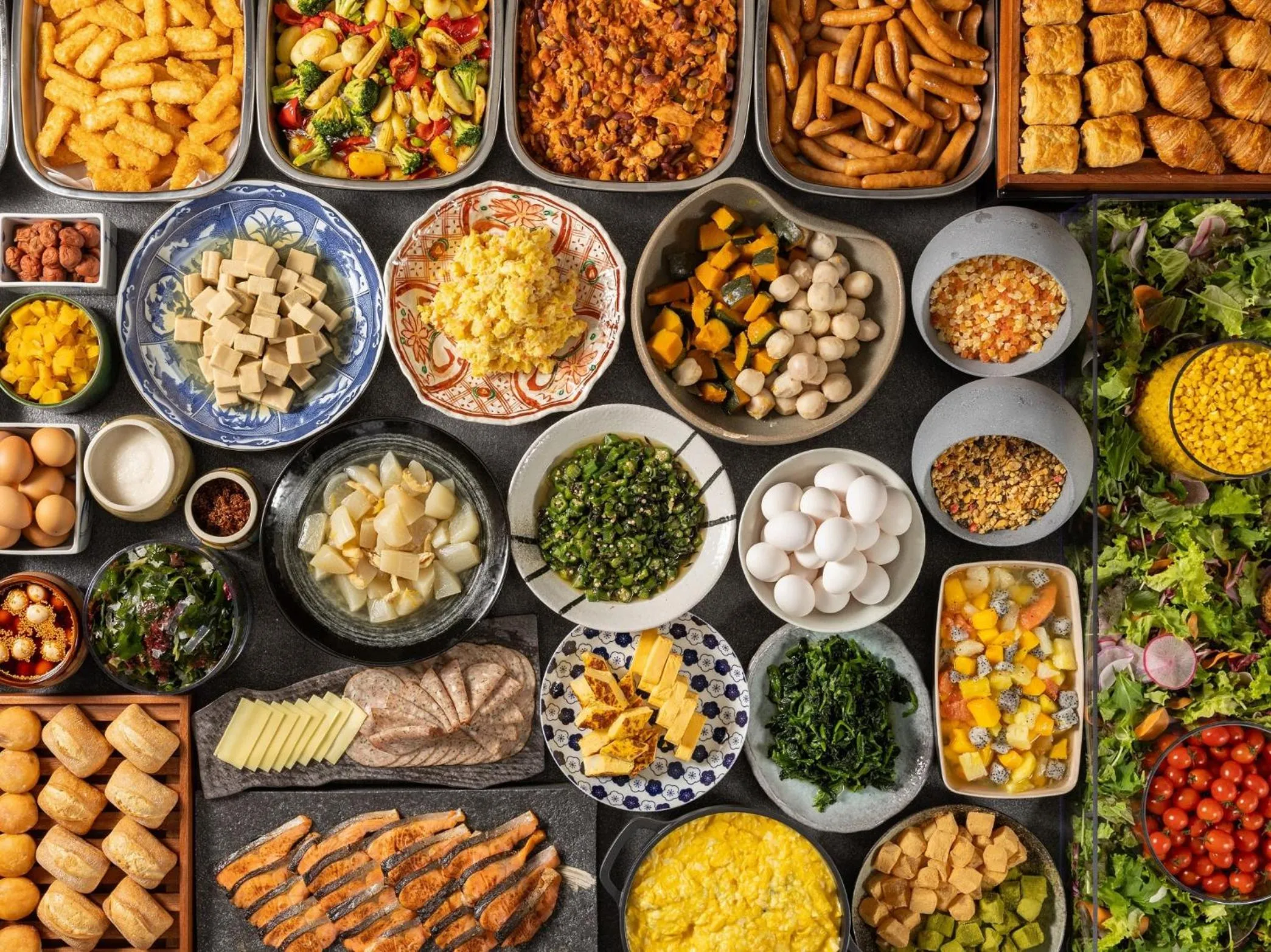 Buffet breakfast in Loisir Hotel Classic Garden Kyoto Sanjo