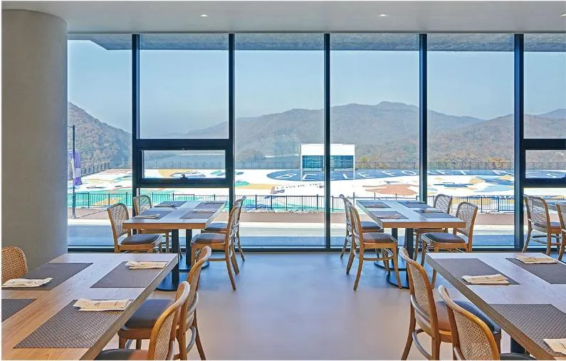 Restaurant/places to eat in Belle Fore Resort