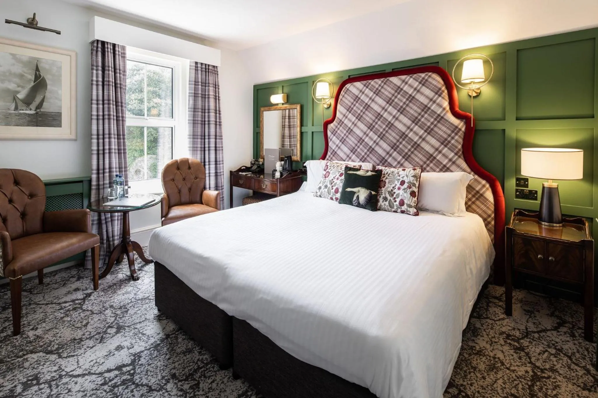 Bed in Somerville Hotel