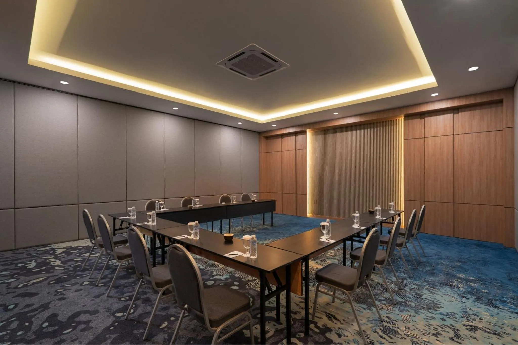 Meeting/conference room in Laska Hotel & Resort Ciletuh