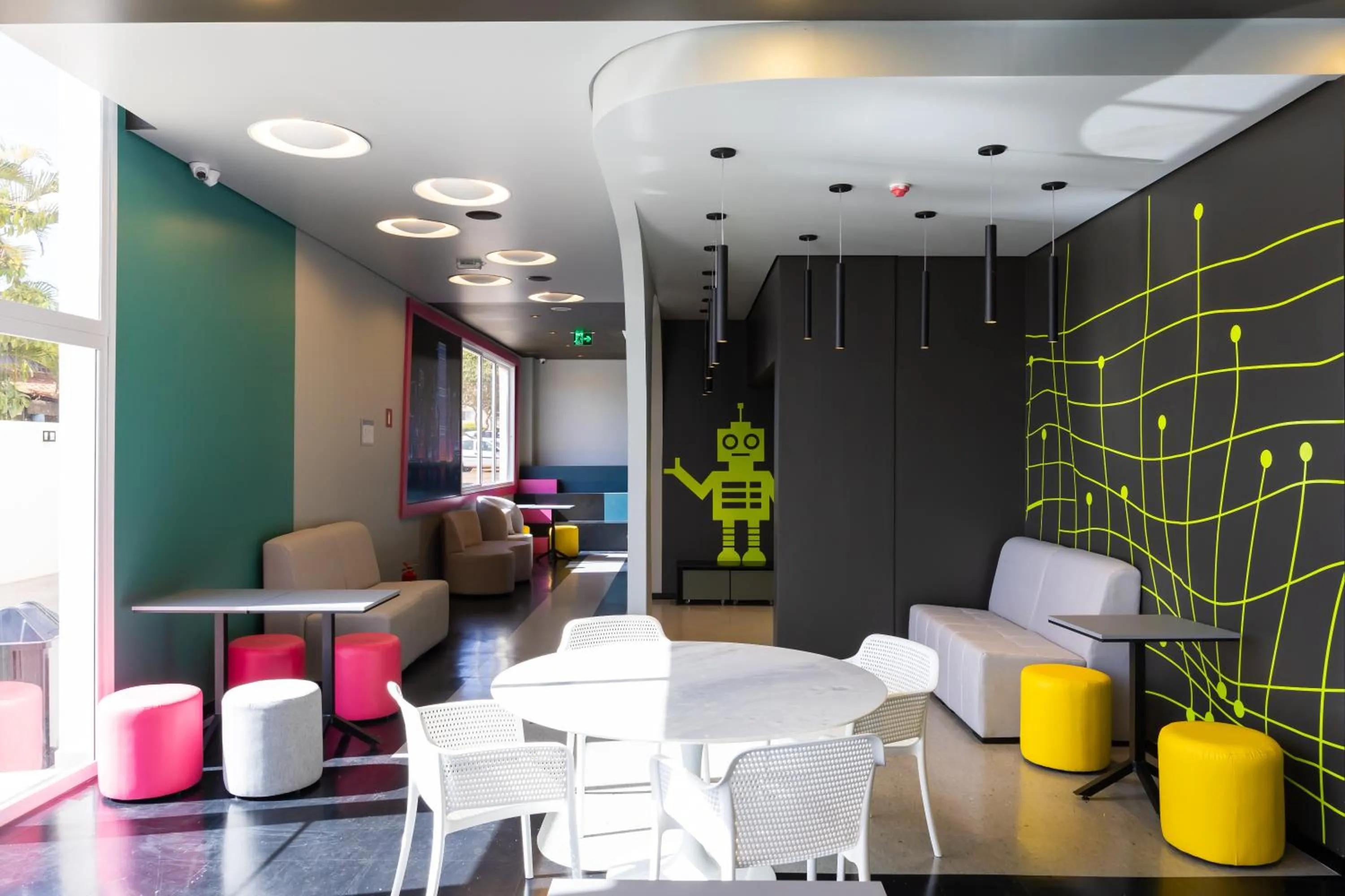 Restaurant/places to eat in Ibis Styles Barretos