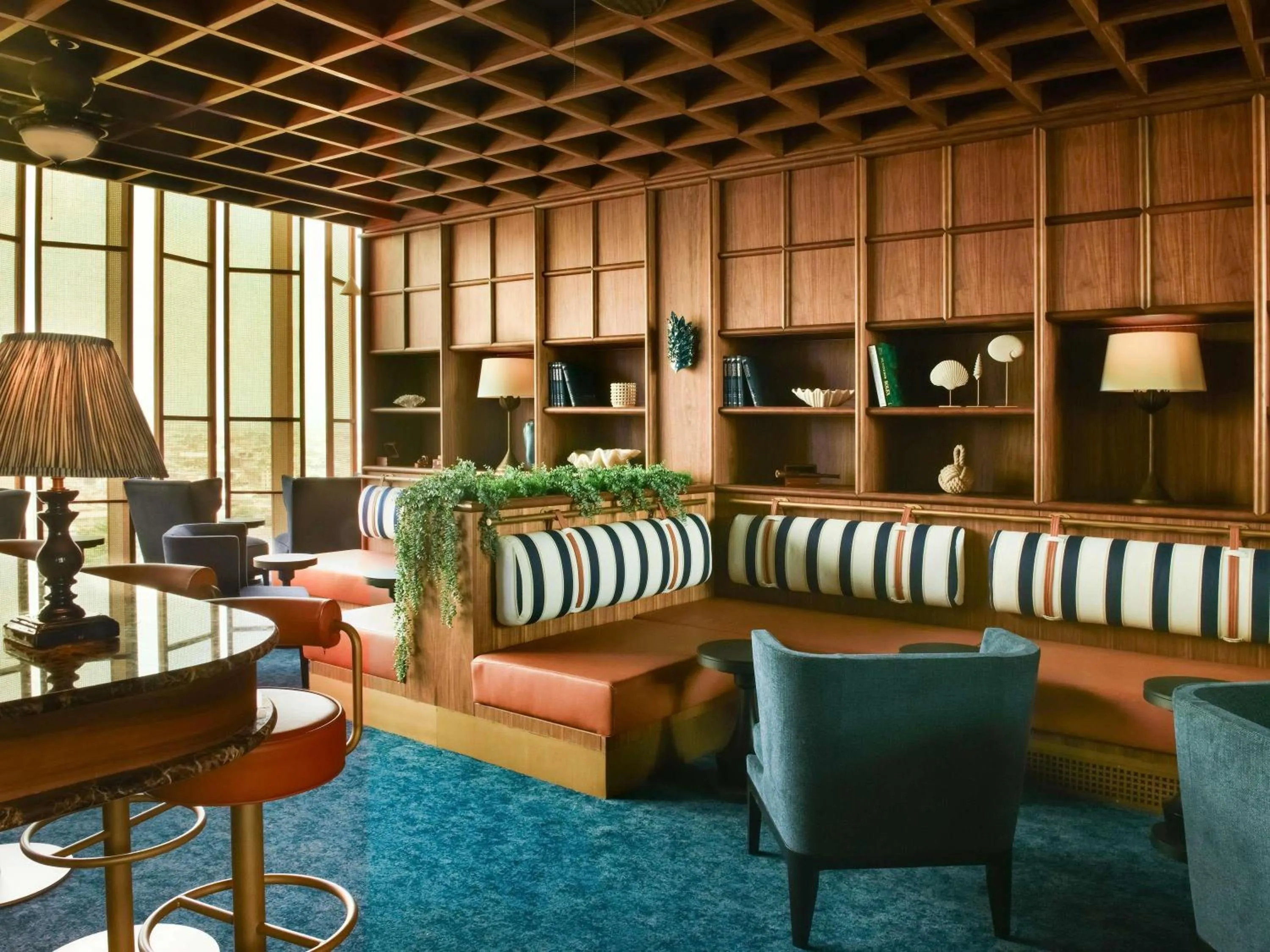 Lounge or bar in Novotel Abidjan Marcory