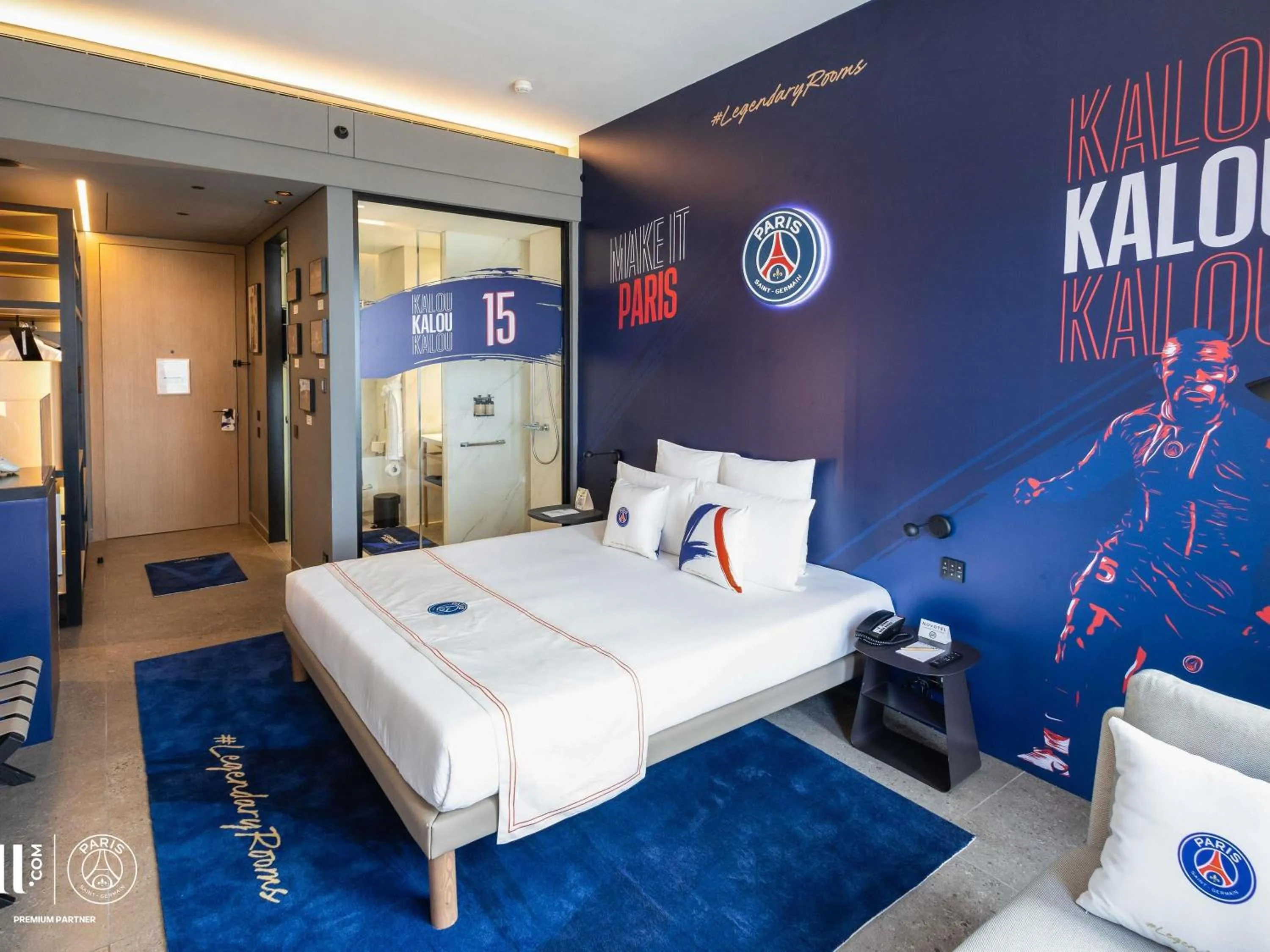 Bedroom, Bed in Novotel Abidjan Marcory