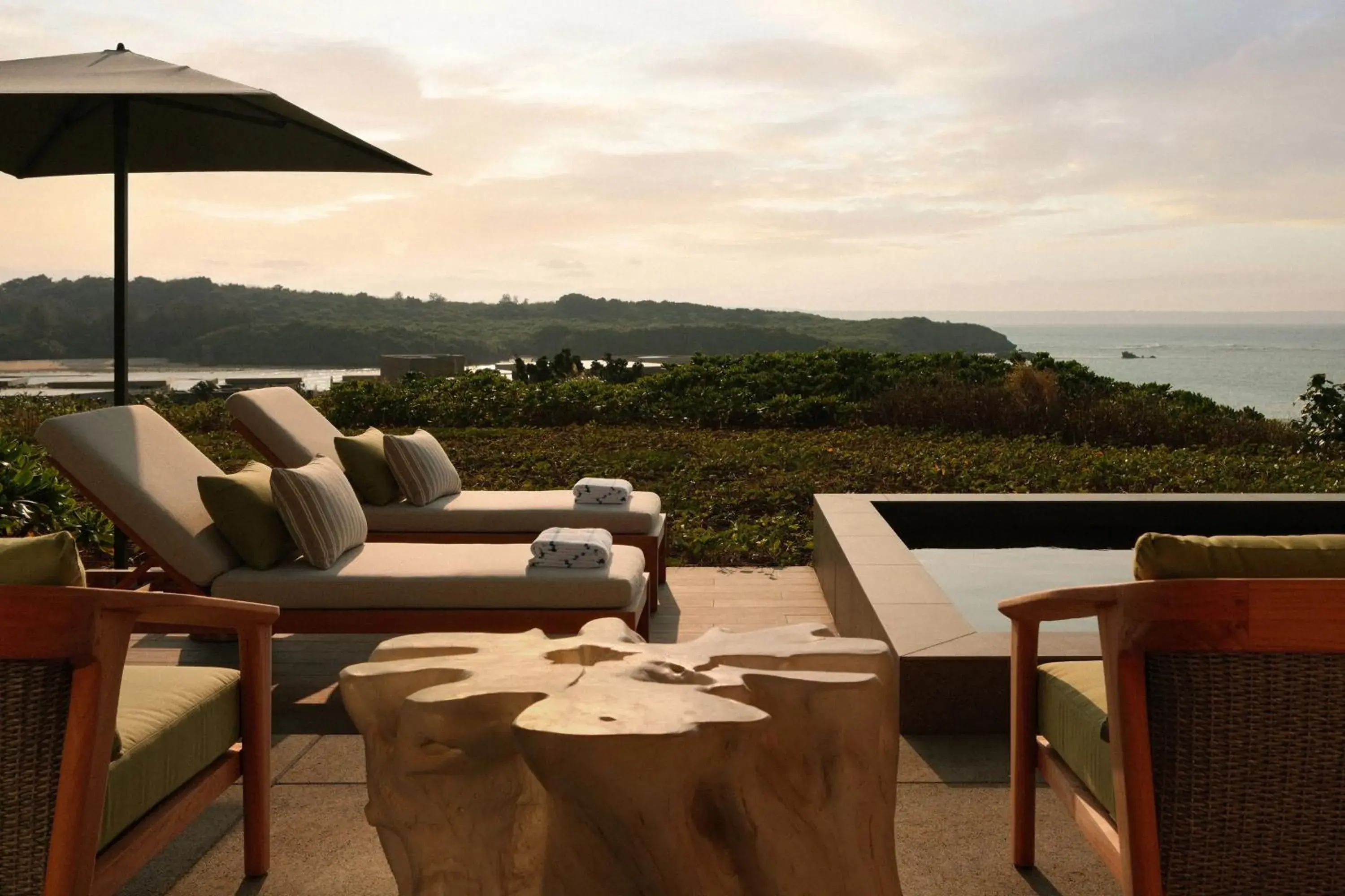 Beachfront Villa Twin in Rosewood Miyakojima Beachfront Villa Twin in Rosewood Miyakojima