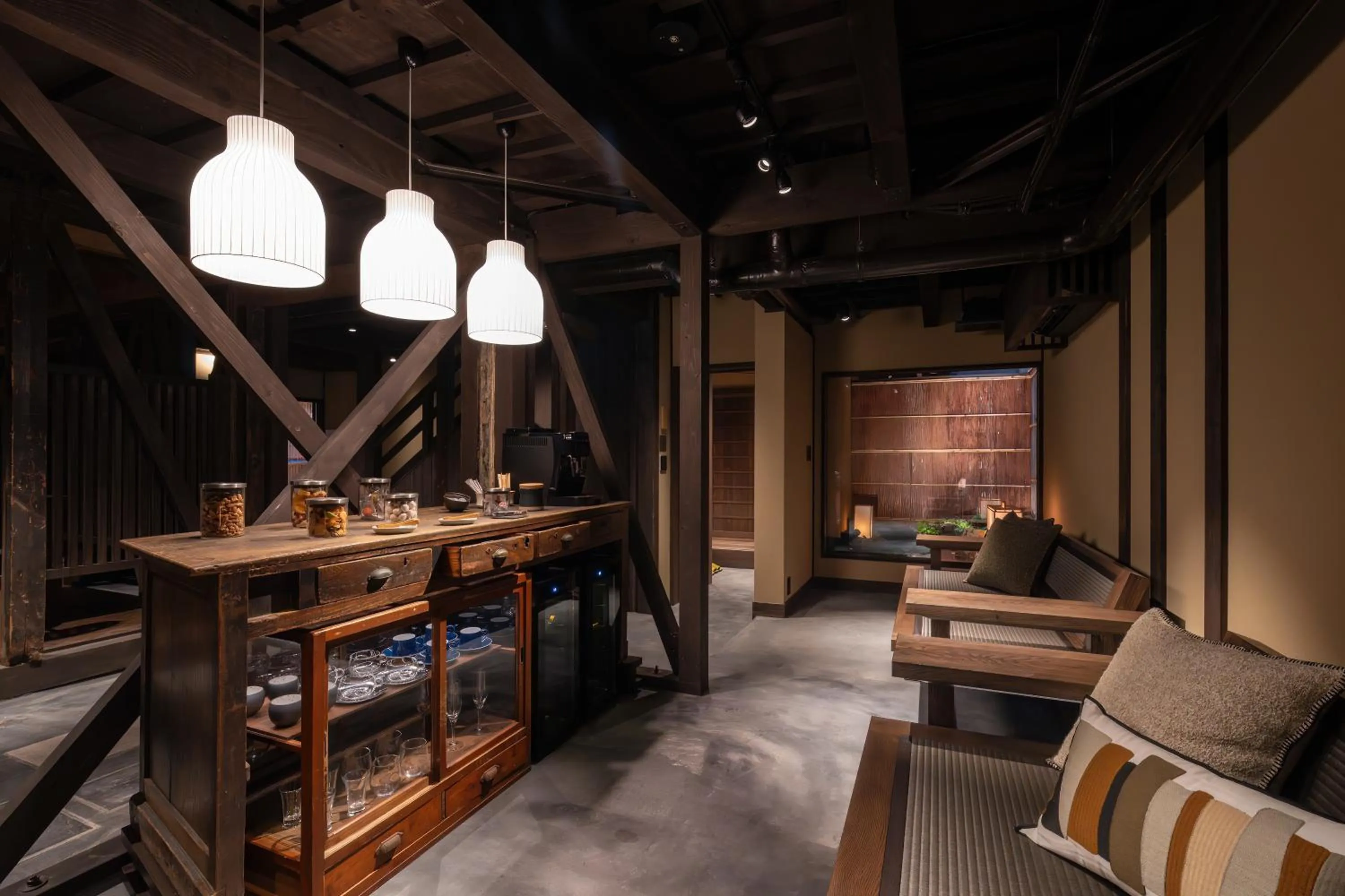 Lounge or bar in Nazuna Kyoto Higashi Honganji