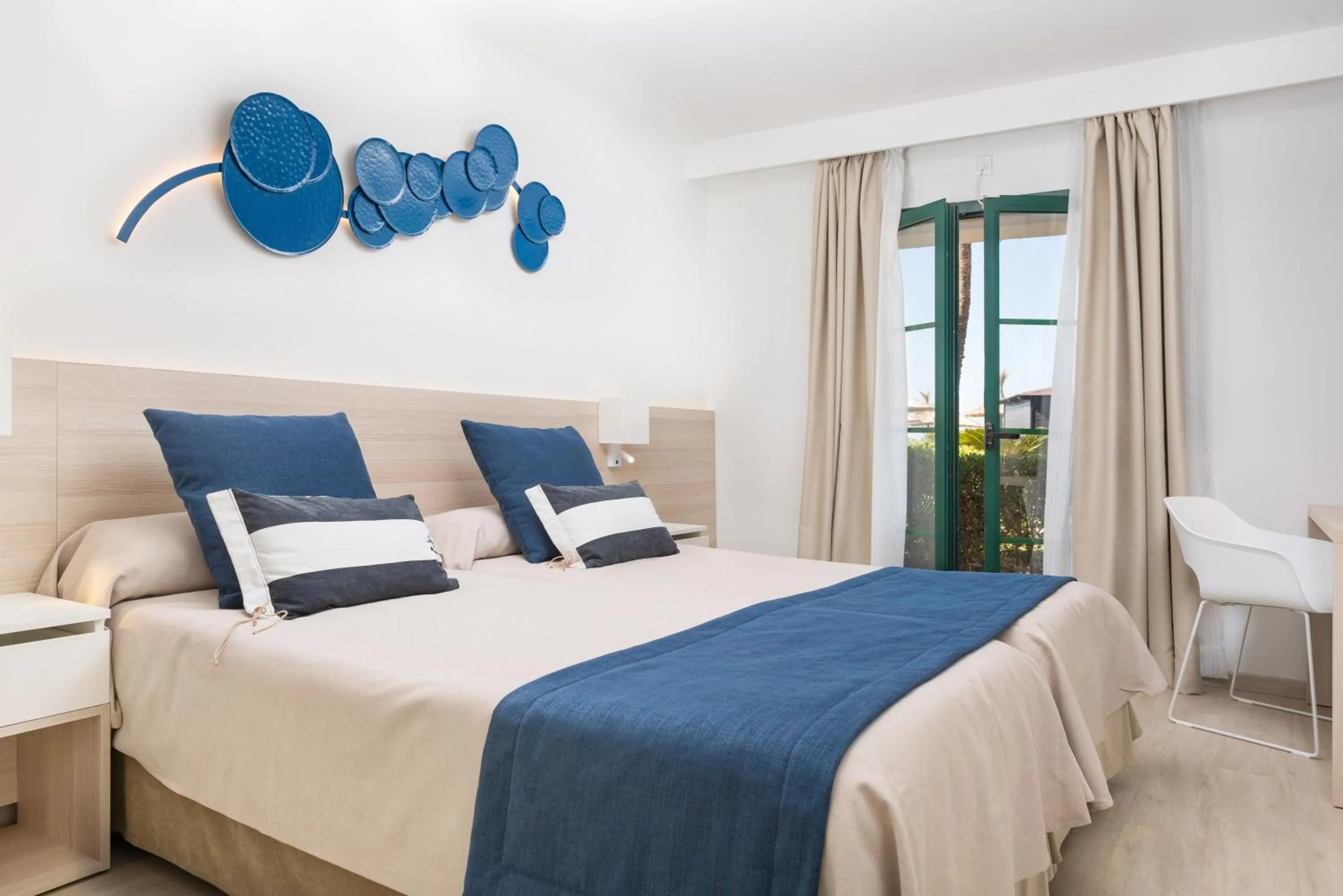 Decorative detail in Botel Alcudiamar - Alojamiento para Navegantes