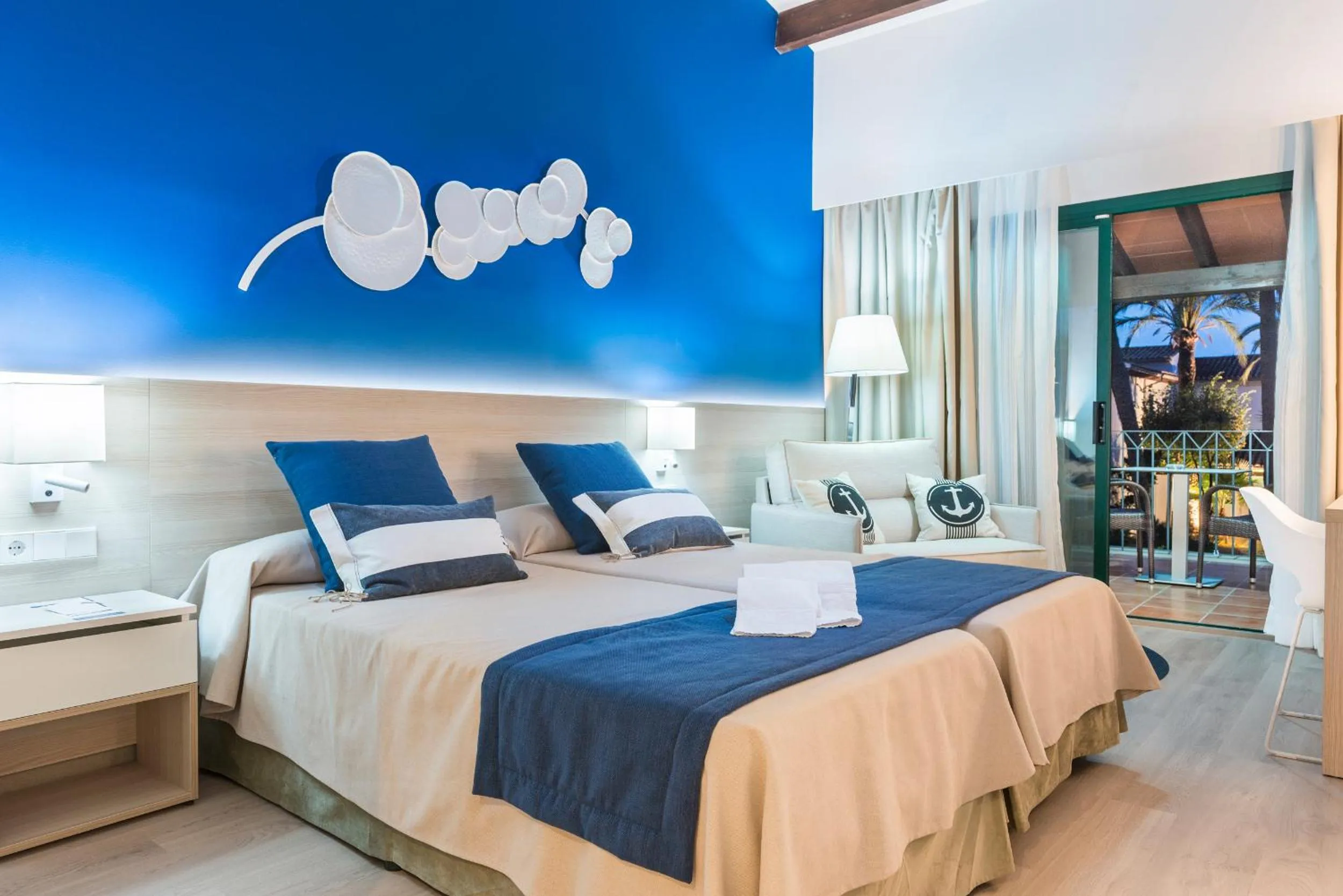 Photo of the whole room in Botel Alcudiamar - Alojamiento para Navegantes