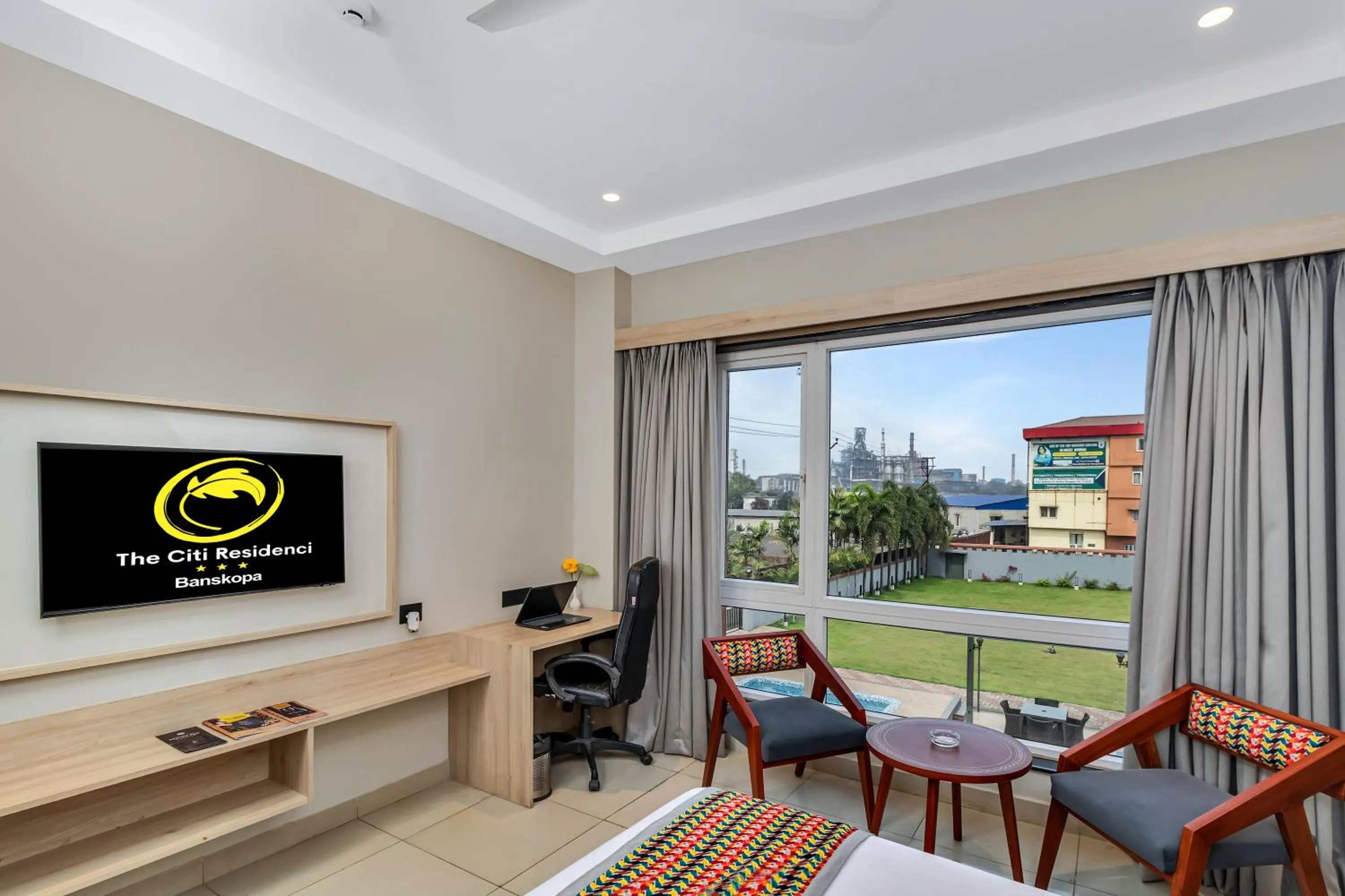 TV and multimedia in The Citi Residenci Hotel, Banskopa