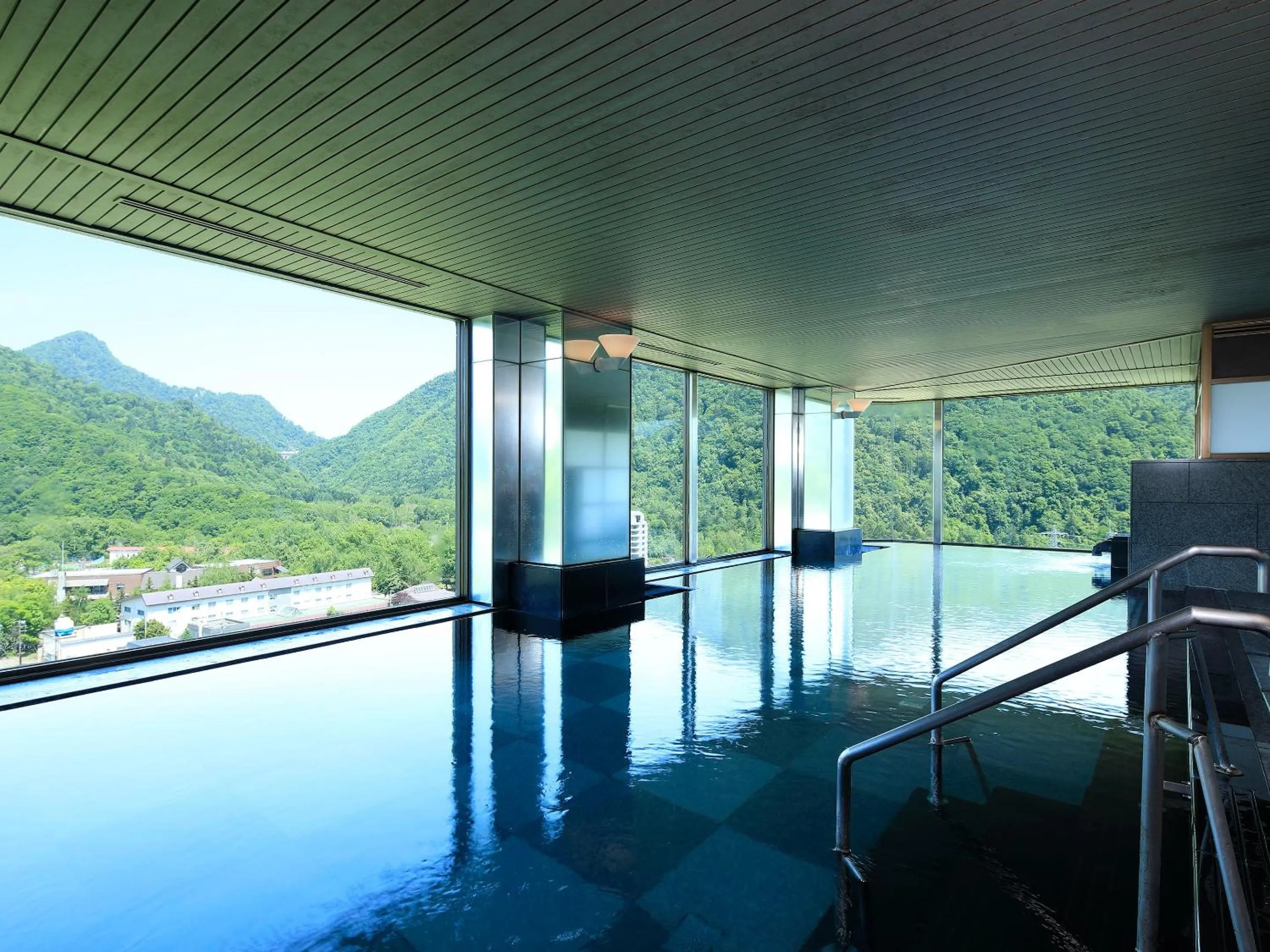 Hot Spring Bath in Executive Suite SUIREI