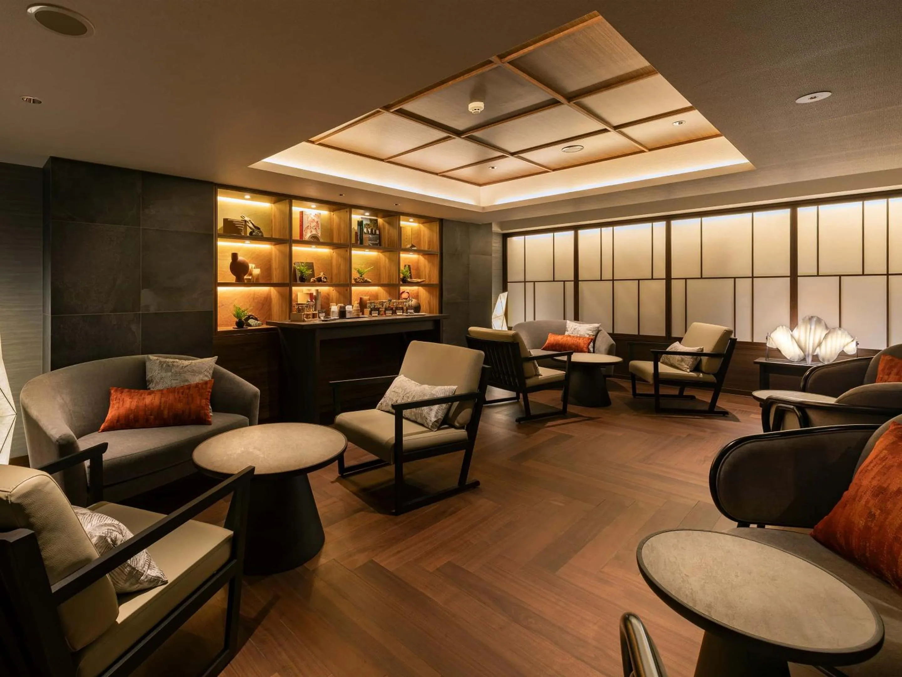 Communal lounge/ TV room in Executive Suite SUIREI