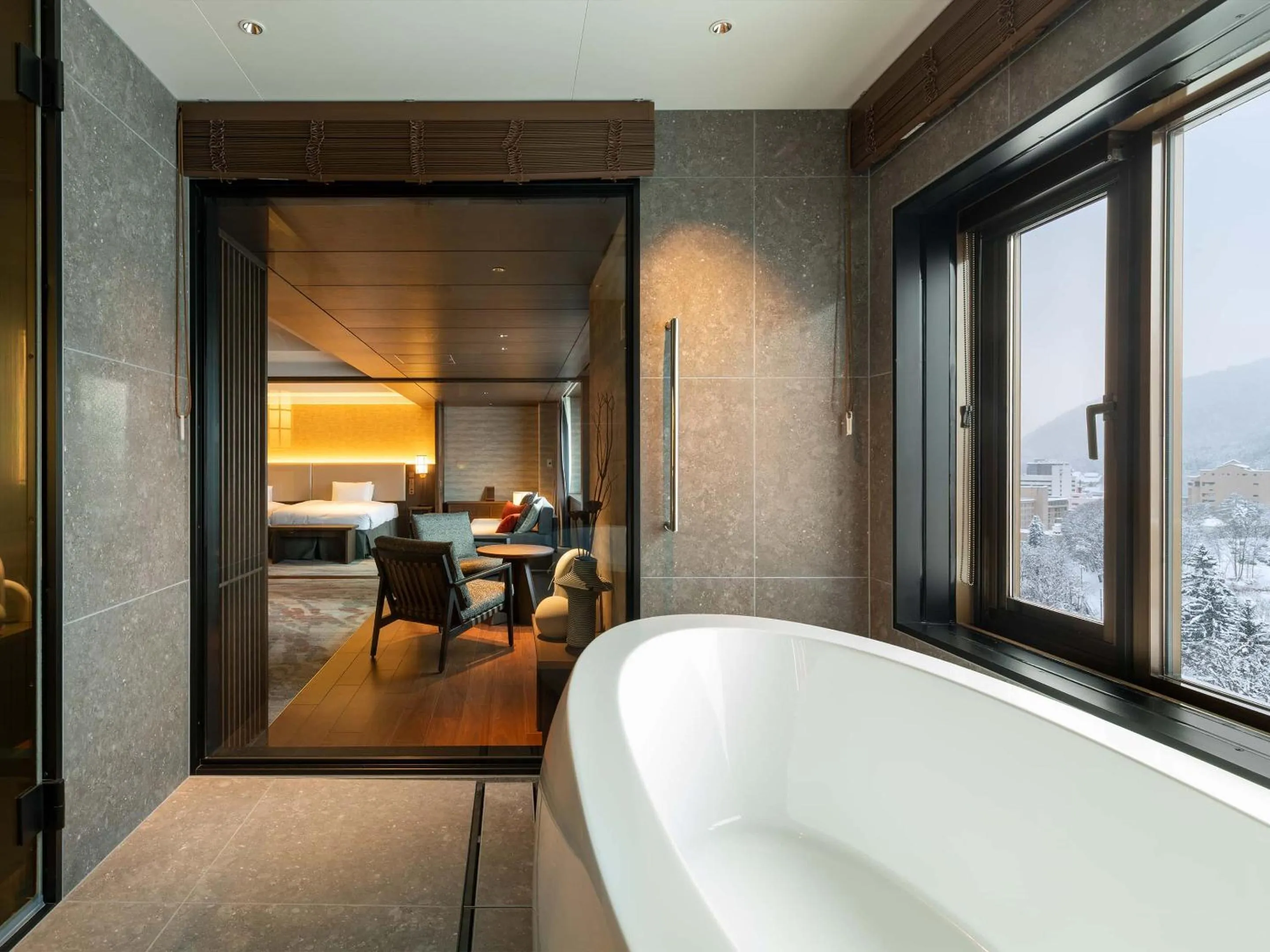 Bath, Bed in Executive Suite SUIREI